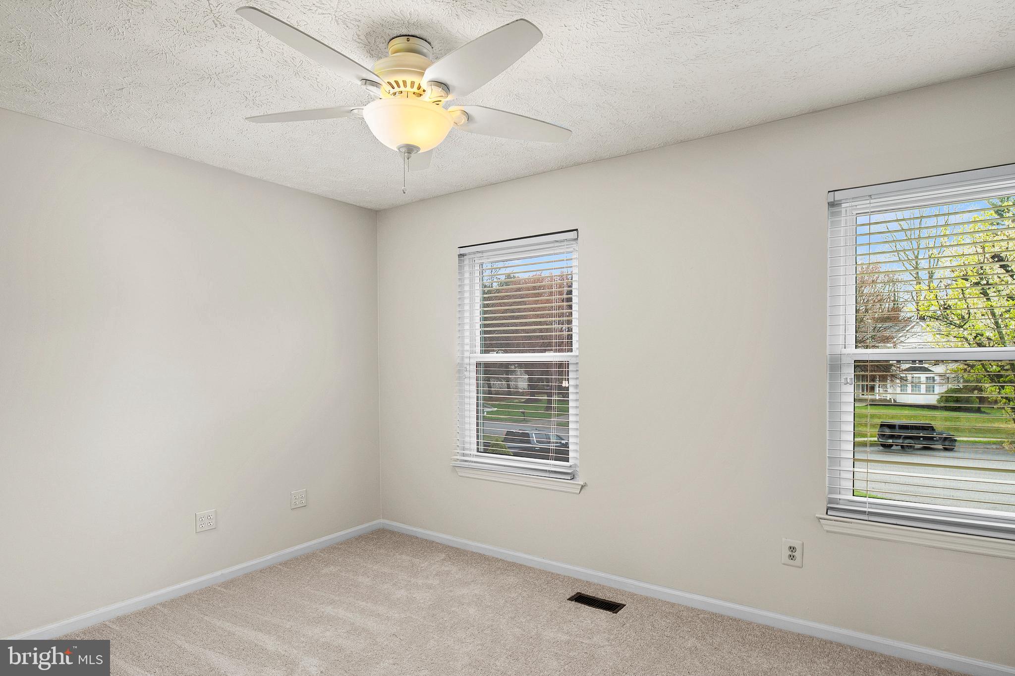 CHESTNUT FARMS - Residential