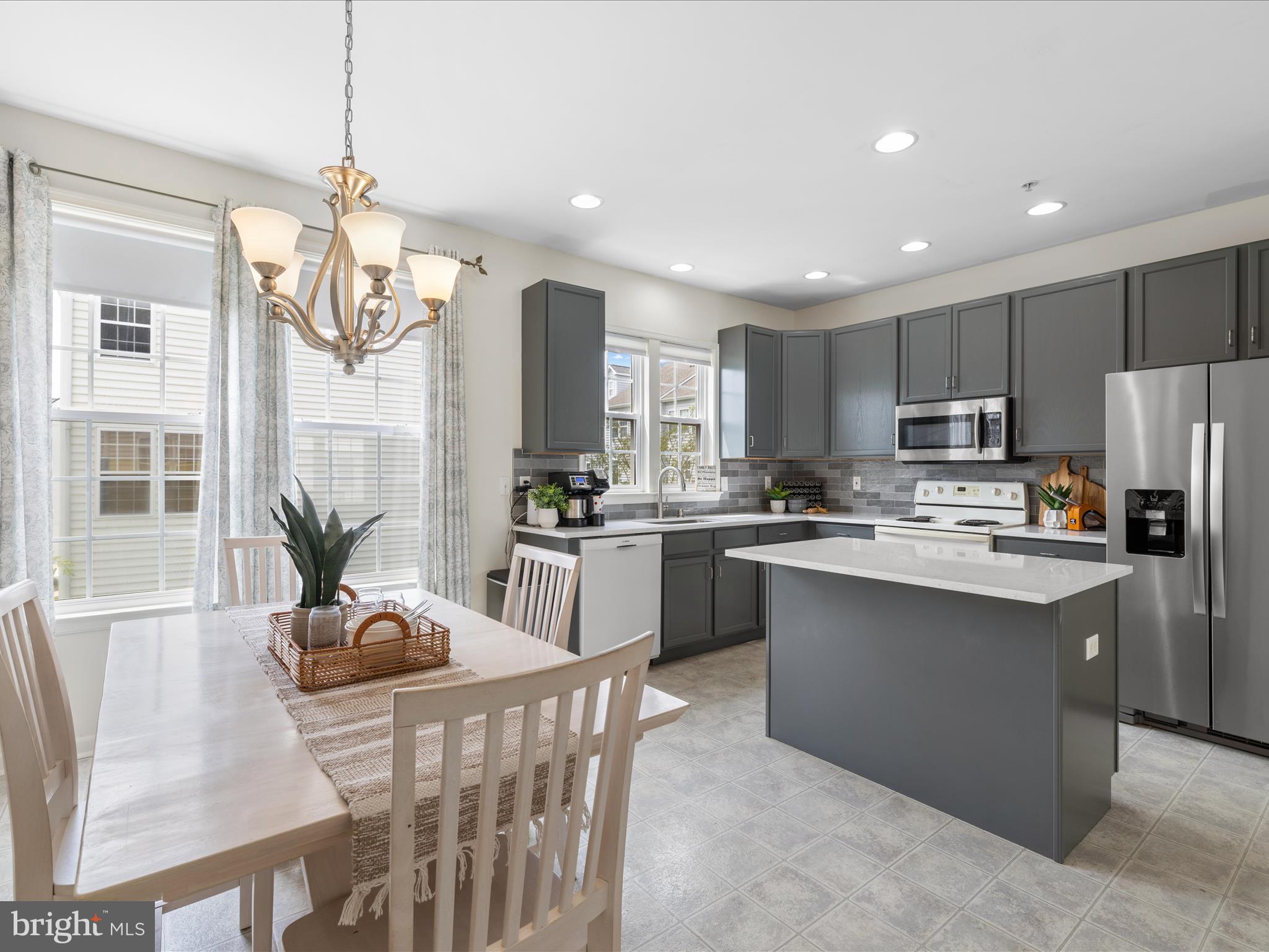 FAIRFIELD AT LONG NECK - Residential