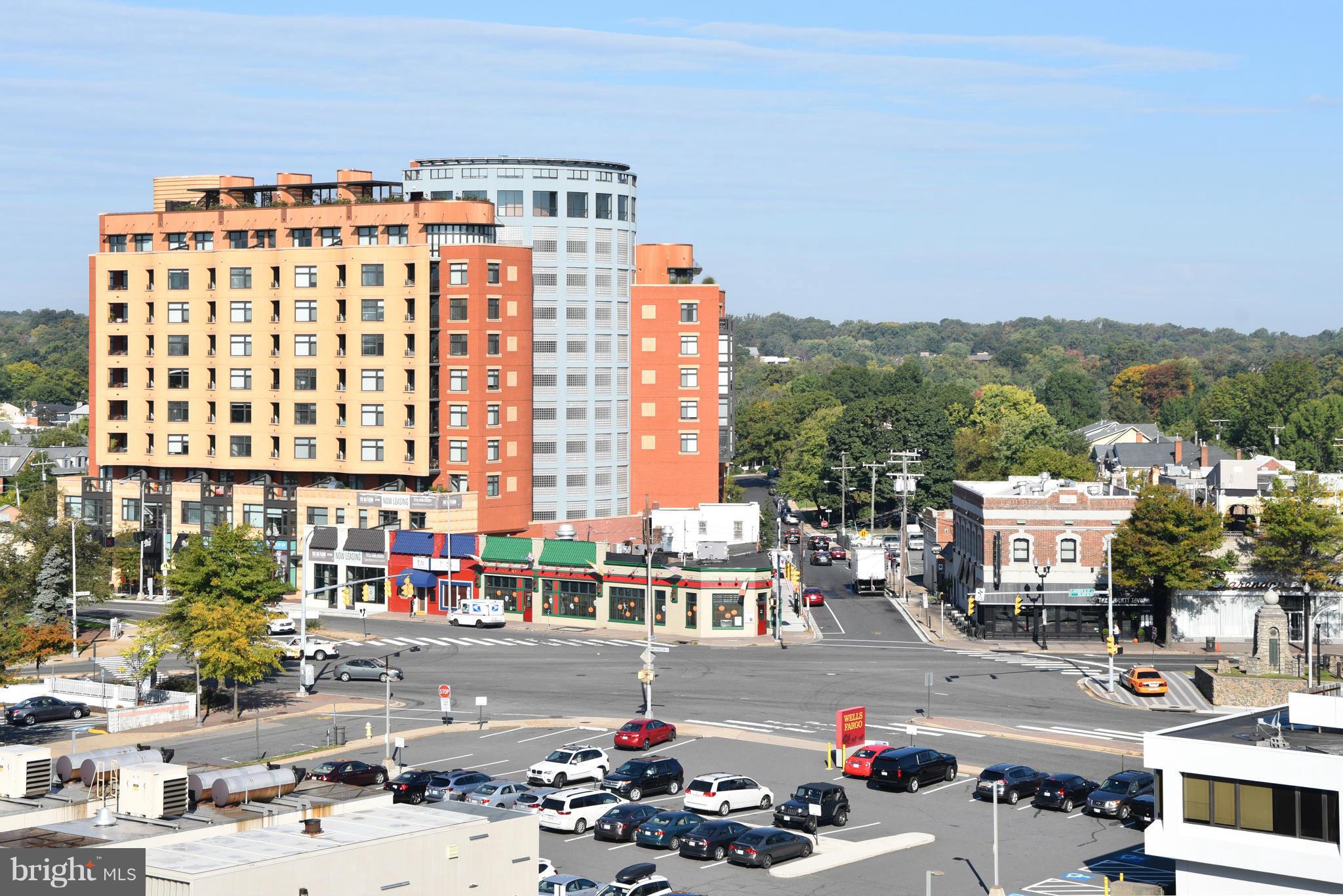 THE PHOENIX CONDOMINIUMS - Residential Lease