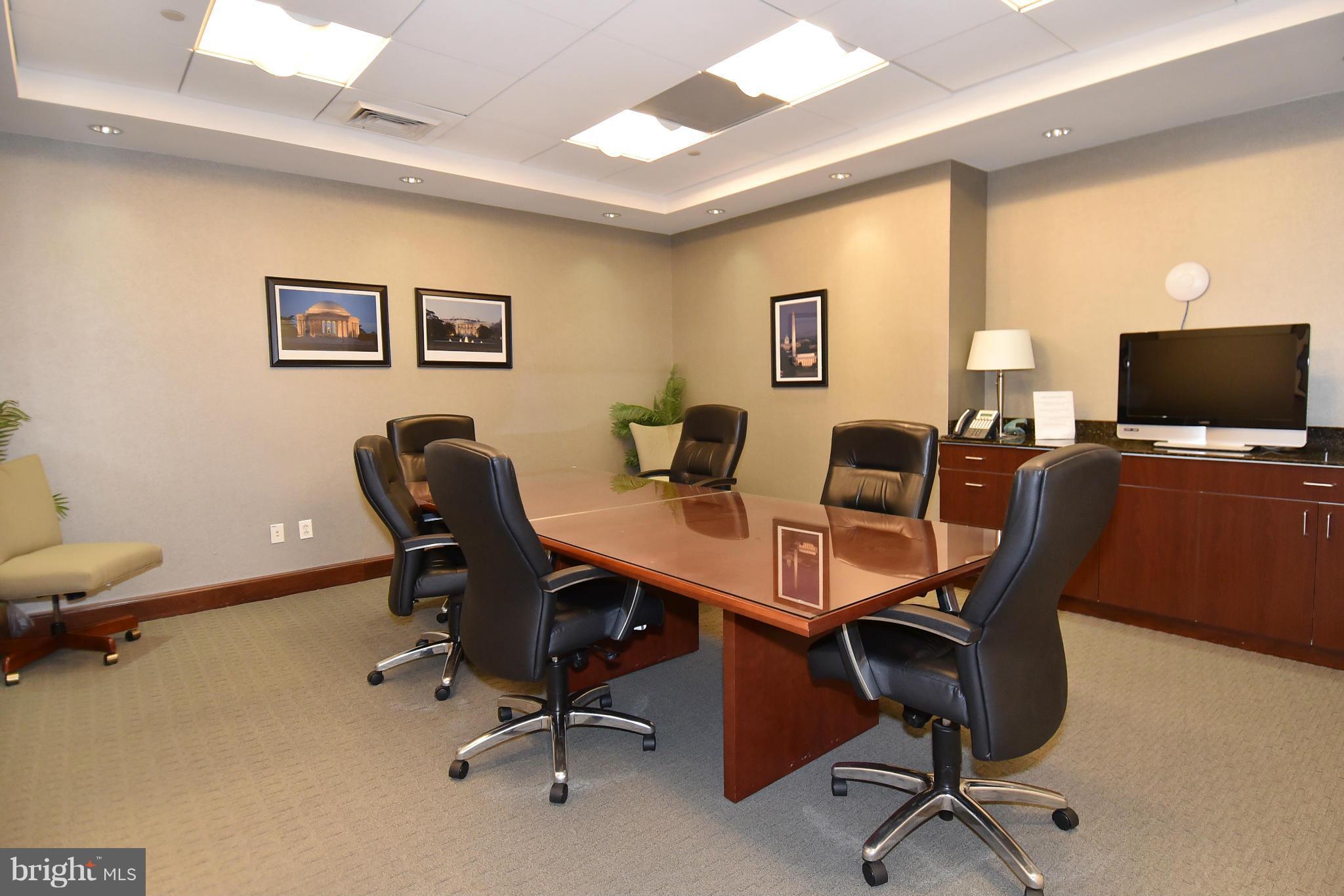 THE PHOENIX CONDOMINIUMS - Residential Lease