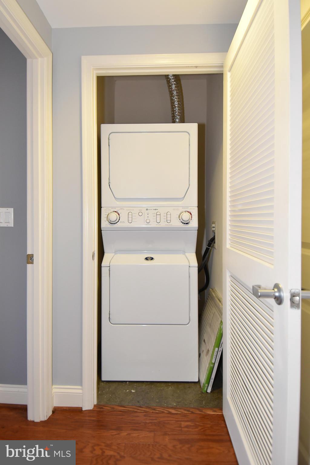 THE PHOENIX CONDOMINIUMS - Residential Lease