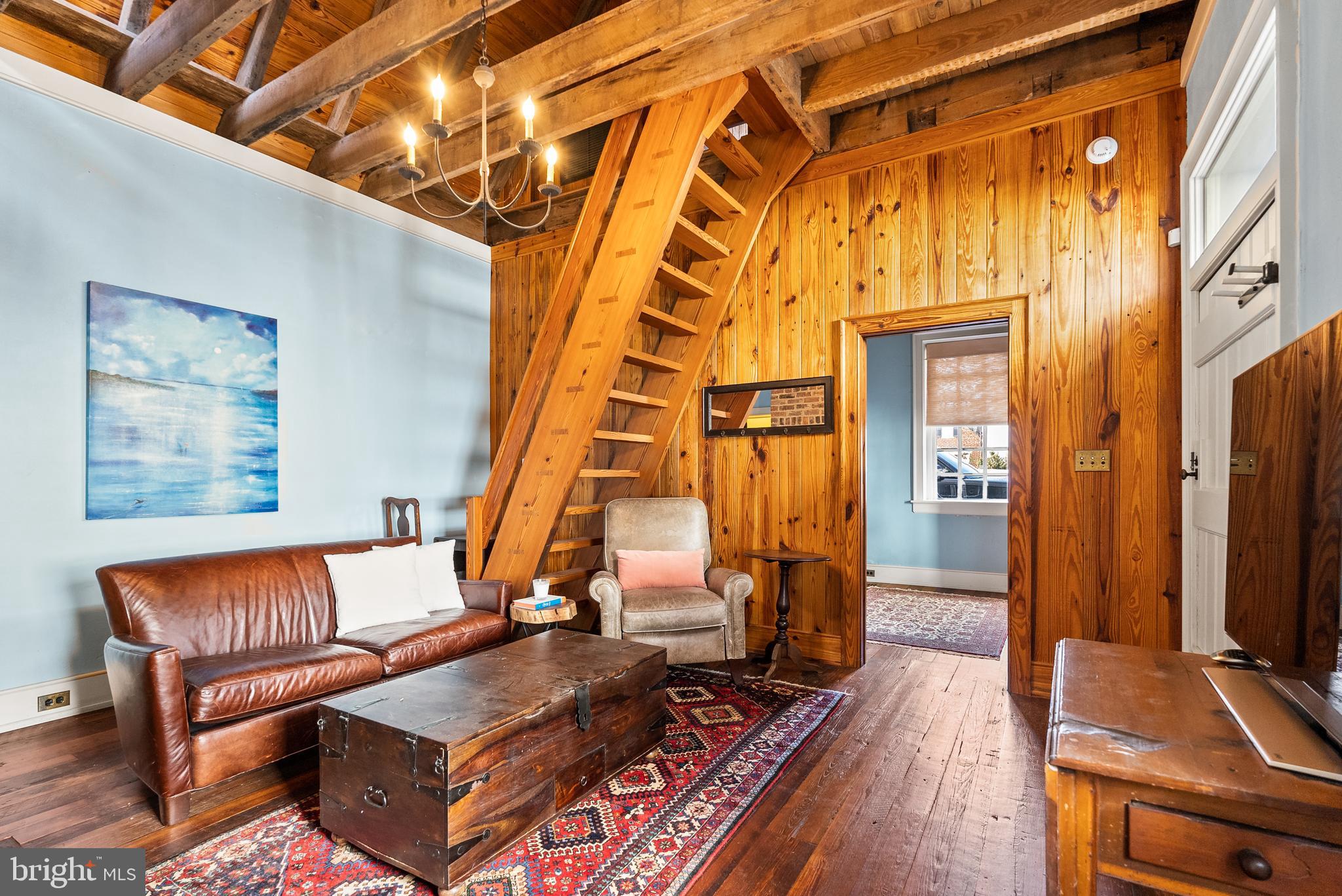 LOWER CAROLINE - Residential