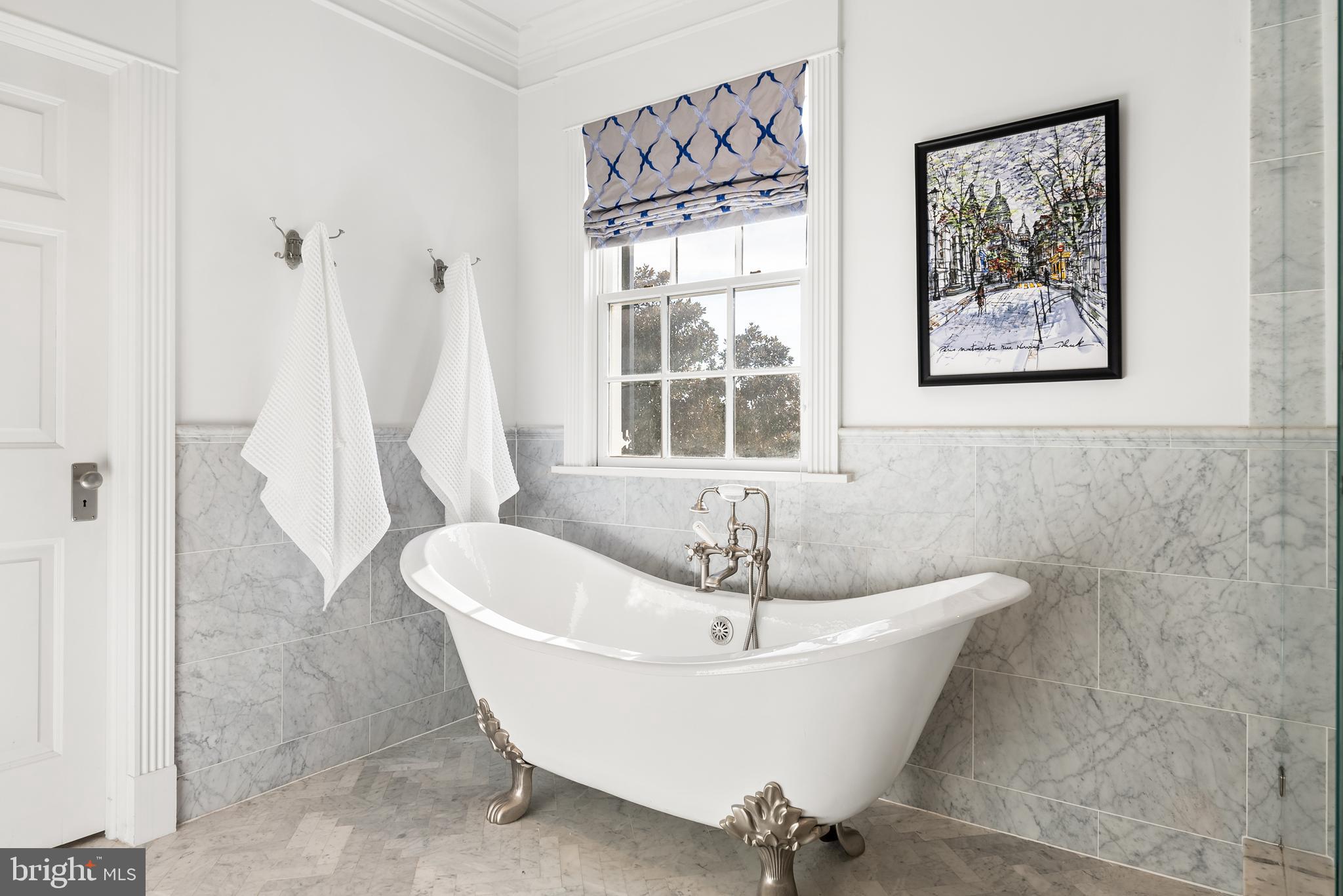 LOWER CAROLINE - Residential