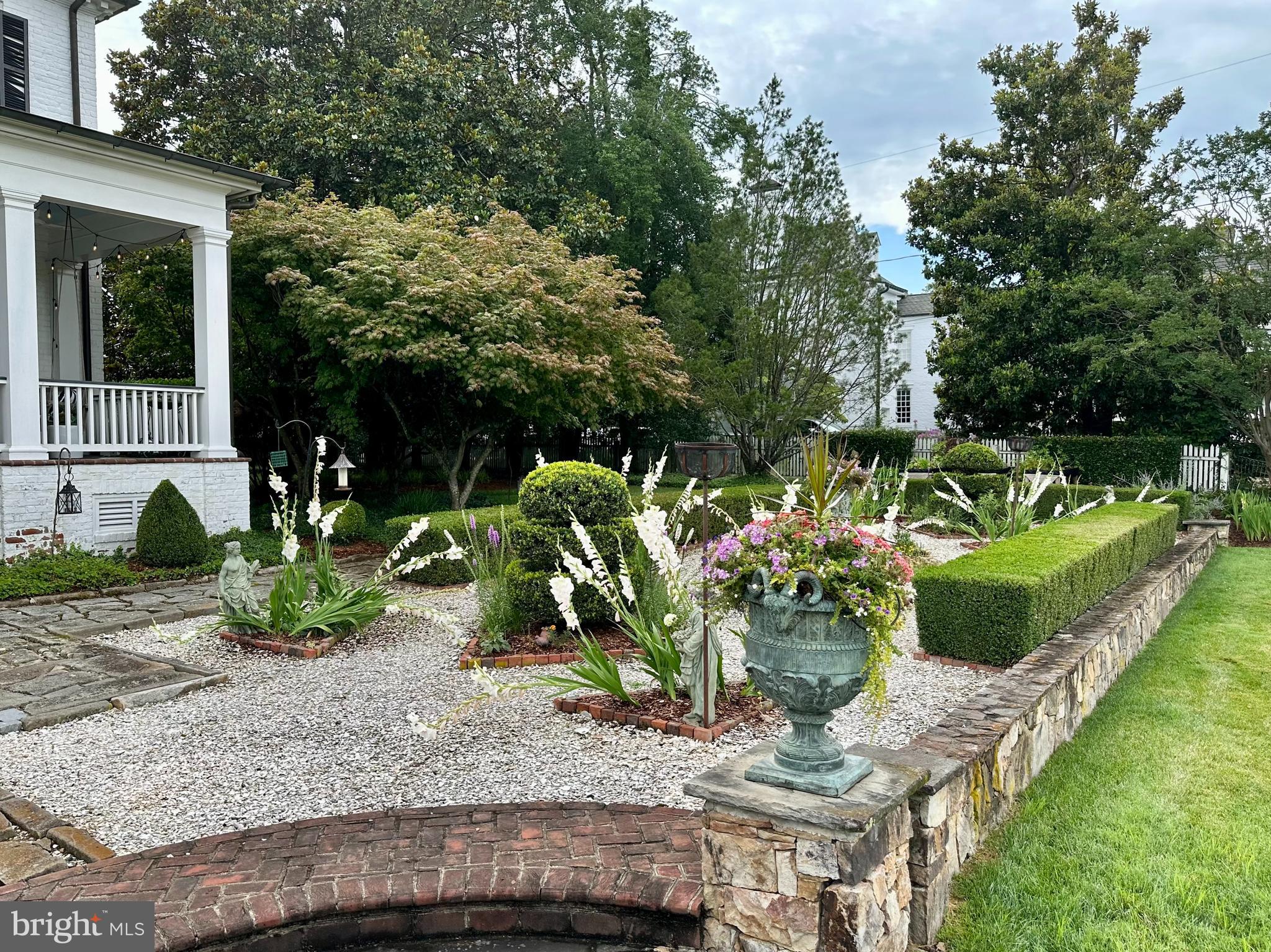 LOWER CAROLINE - Residential