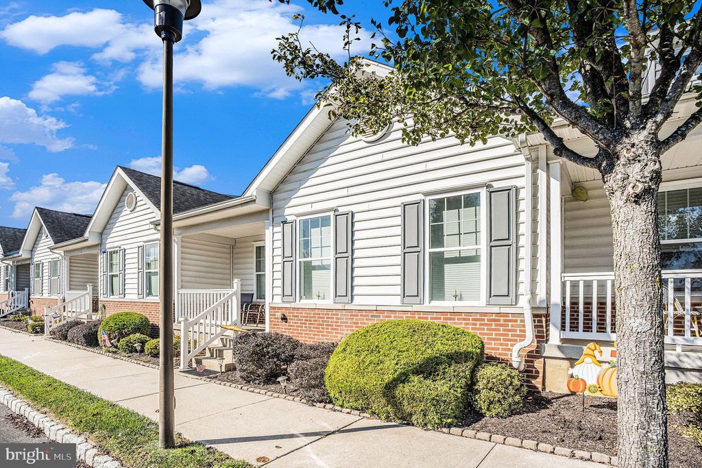 Photo of 15022 Dahlia Drive, PHILADELPHIA, PA 19116 (MLS # PAPH2550228)