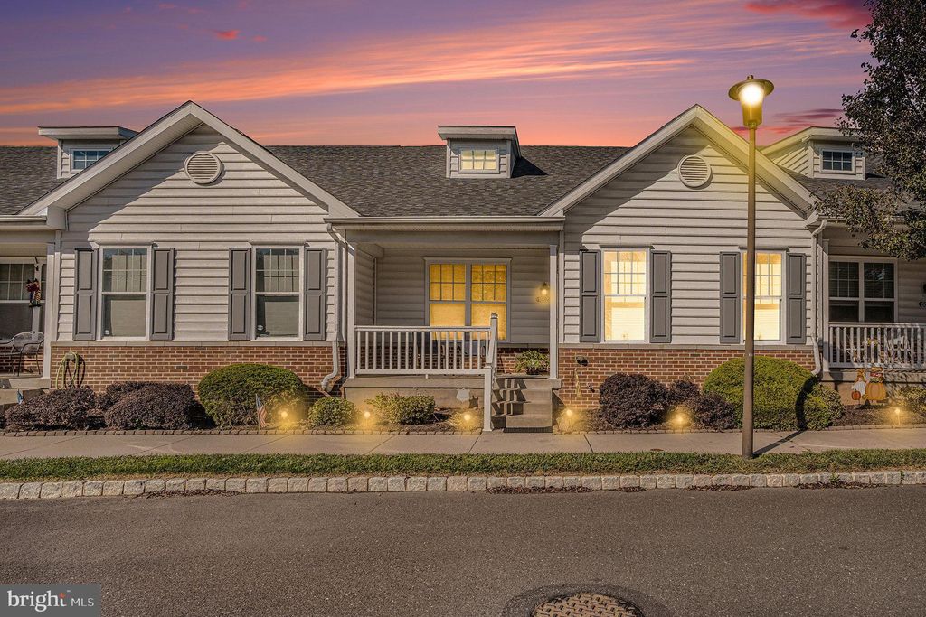 Photo of 15022 Dahlia Drive, PHILADELPHIA, PA 19116 (MLS # PAPH2550228)