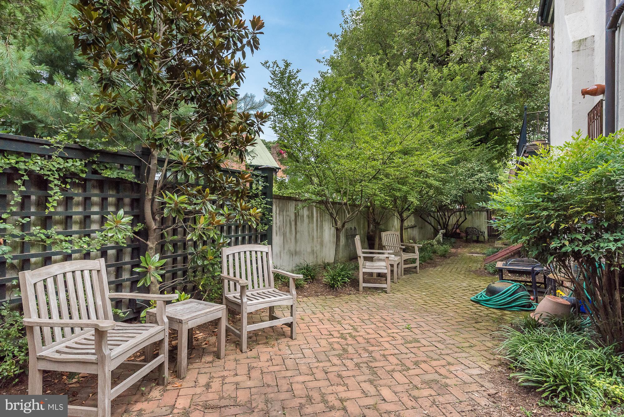 HISTORIC DISTRICT - Residential