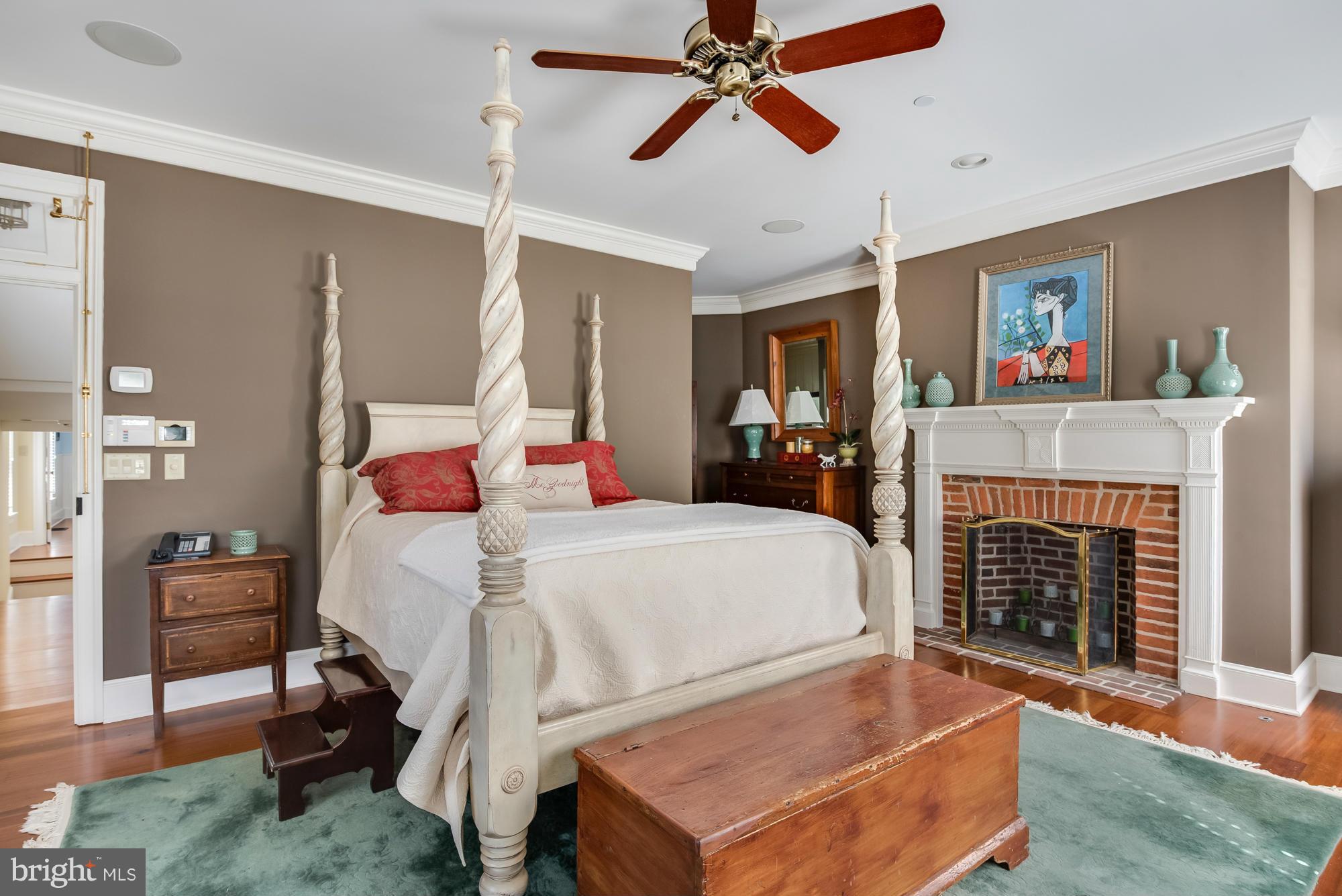 HISTORIC DISTRICT - Residential