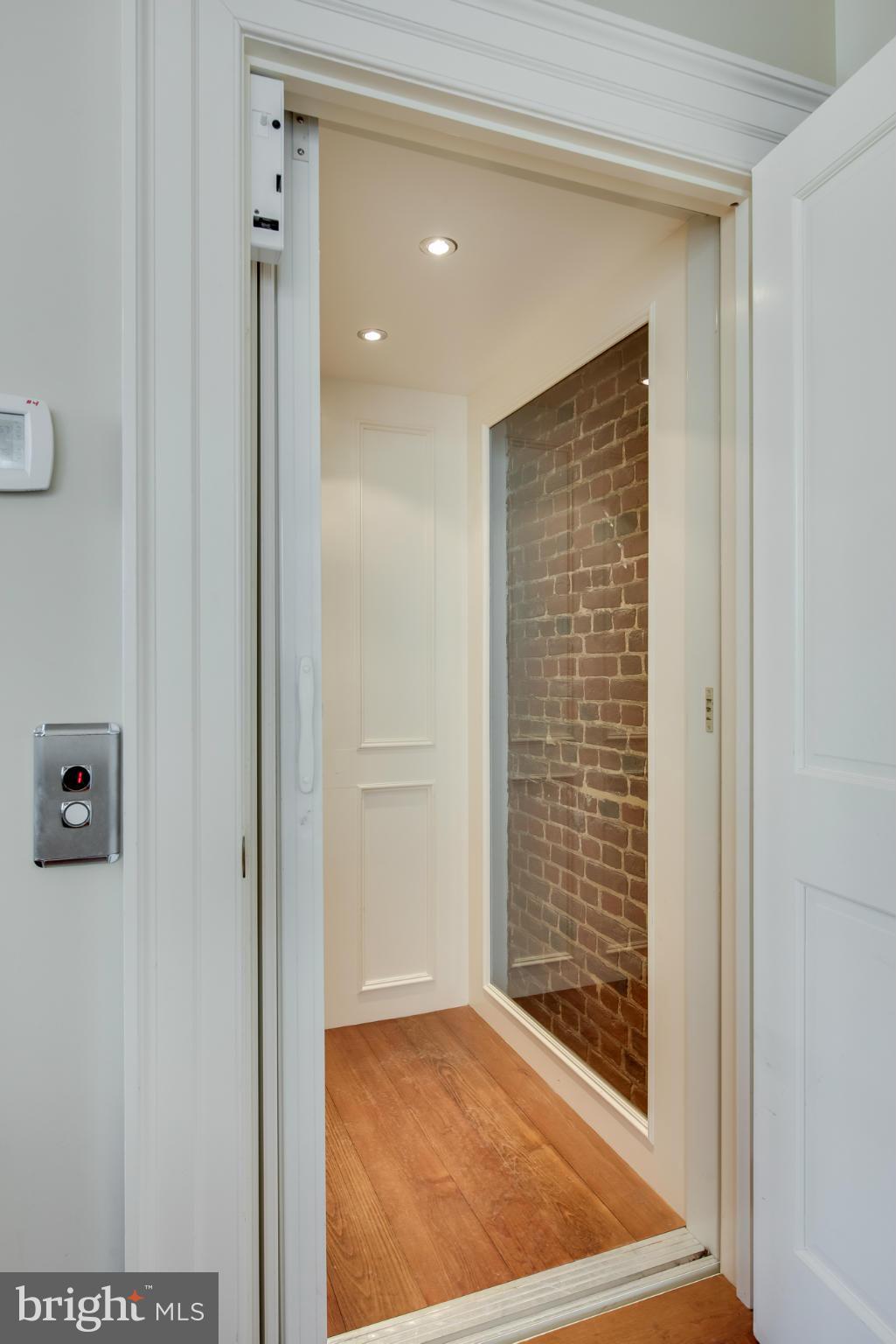 HISTORIC DISTRICT - Residential