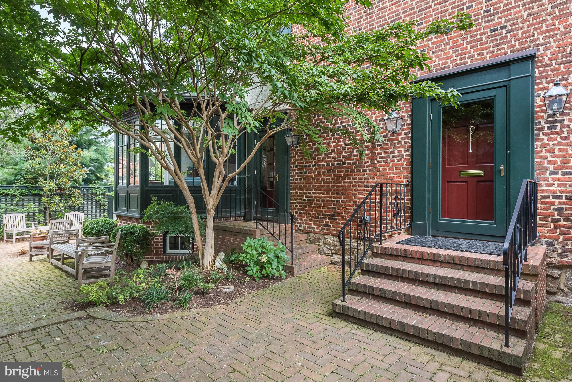 HISTORIC DISTRICT - Residential