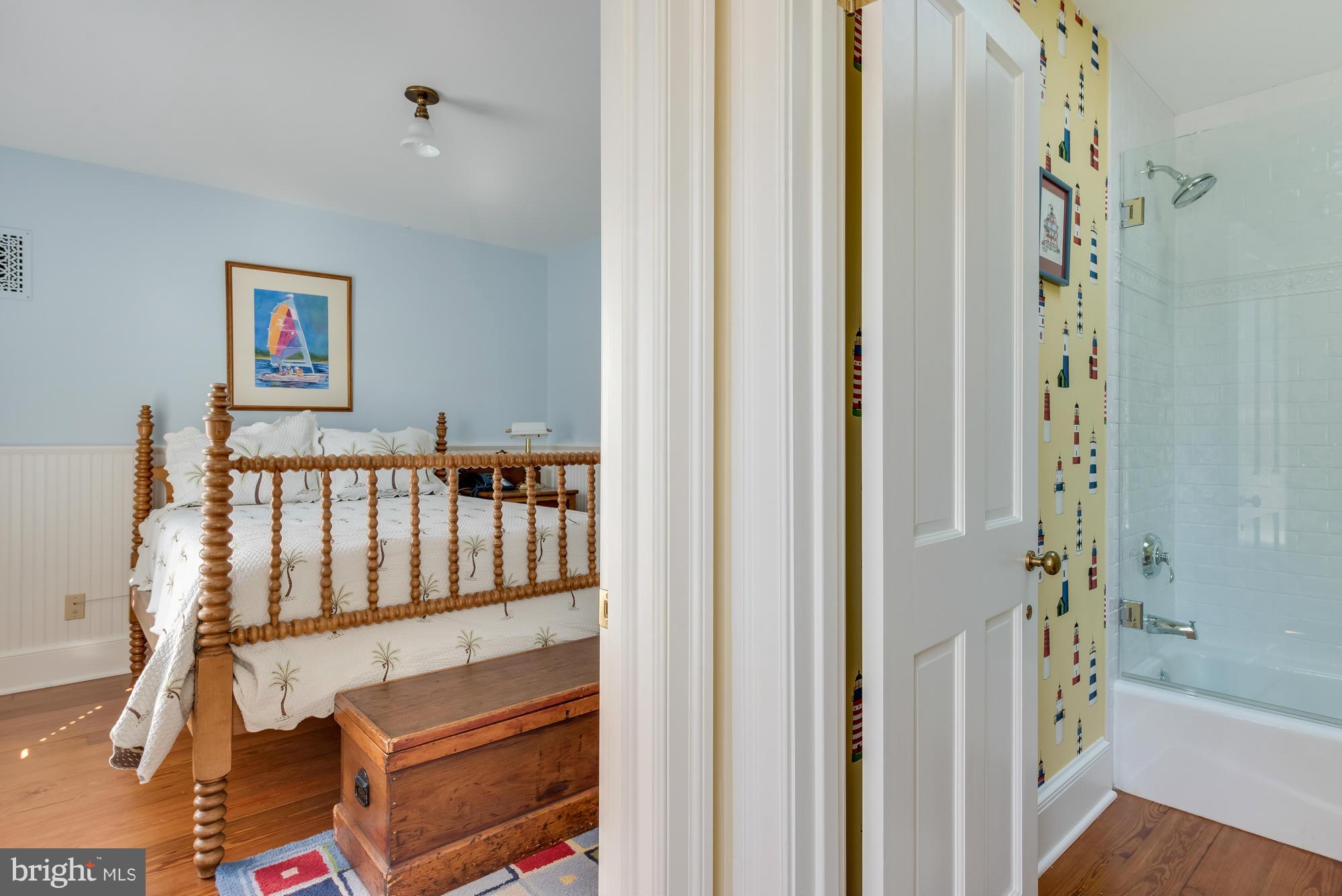 HISTORIC DISTRICT - Residential