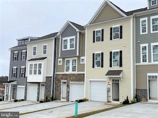 OVERLOOK AT RIVERSIDE TOWNHOMES - Residential