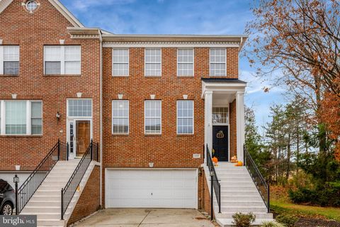 Photo of 43007 Chathill Terrace, LEESBURG, VA 20176 (MLS # VALO2123552)