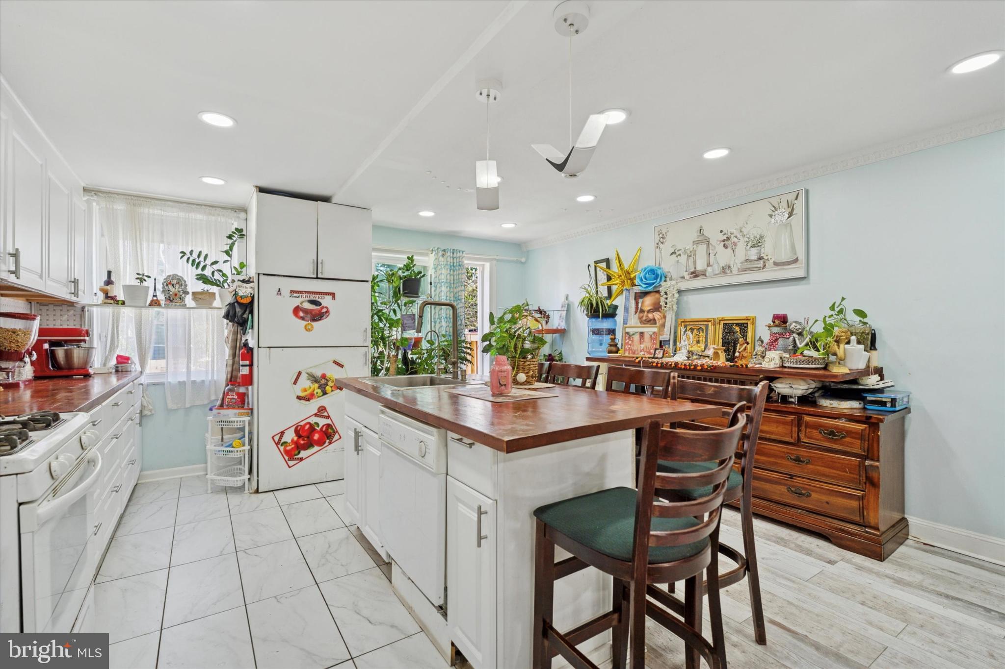 DREXEL PARK GARDEN - Residential