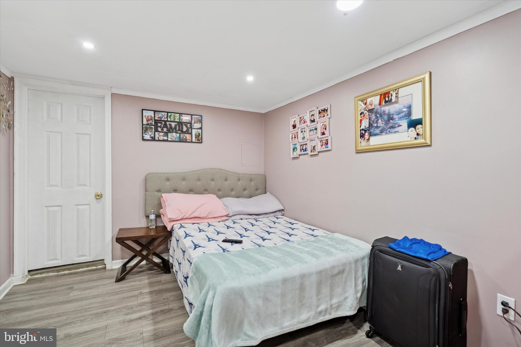 DREXEL PARK GARDEN - Residential