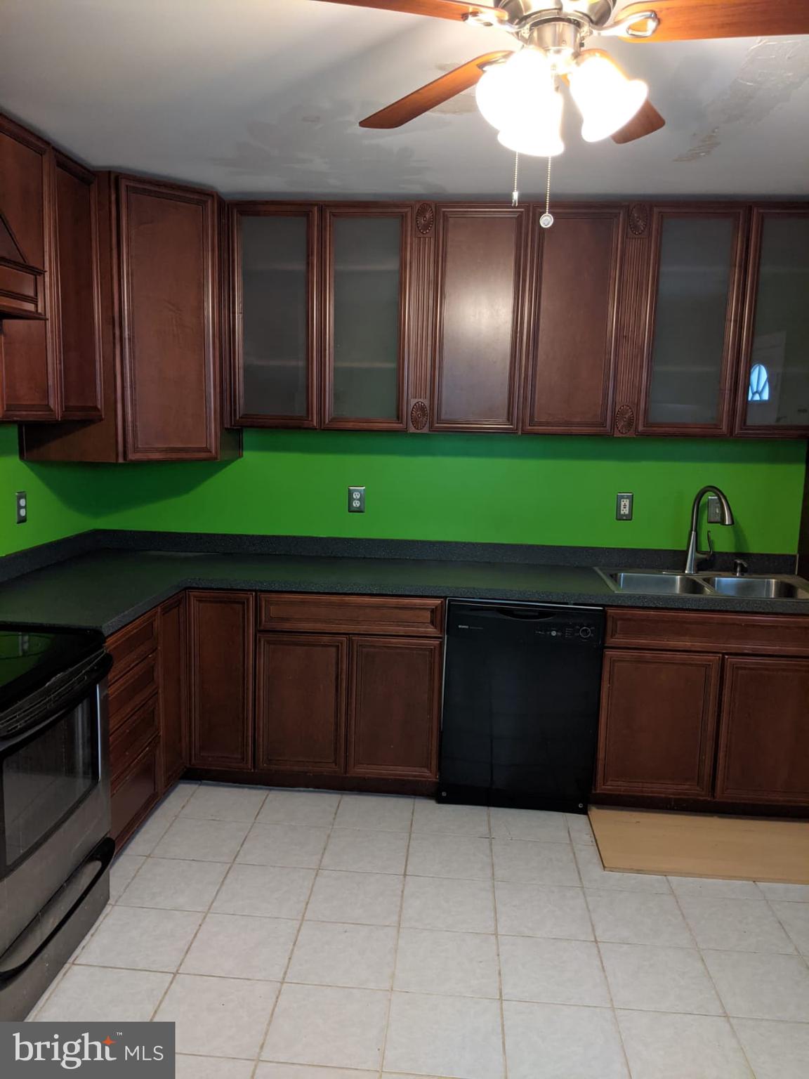 FULLERTON - Residential