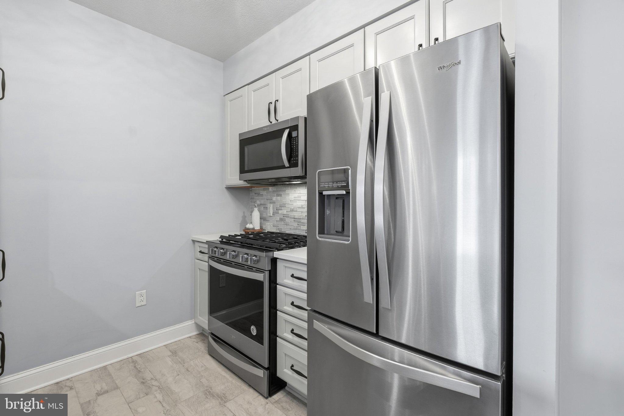 1021 N GARFIELD STREET 621