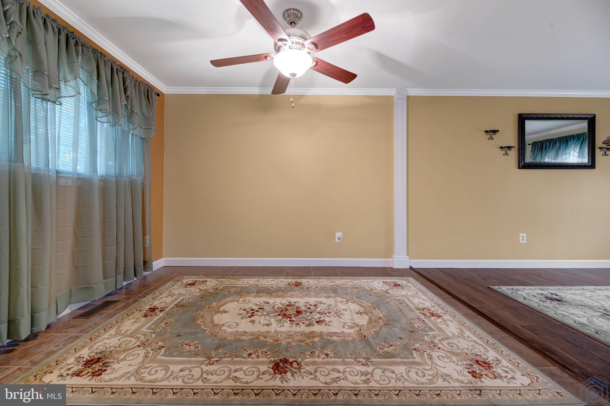 FOX RUN - Residential