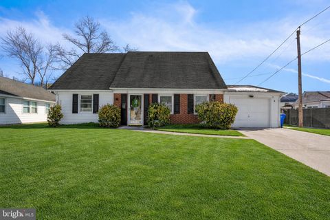 Homes For Sale - 4 Hamilton Lane<br/> WILLINGBORO, NJ 08046