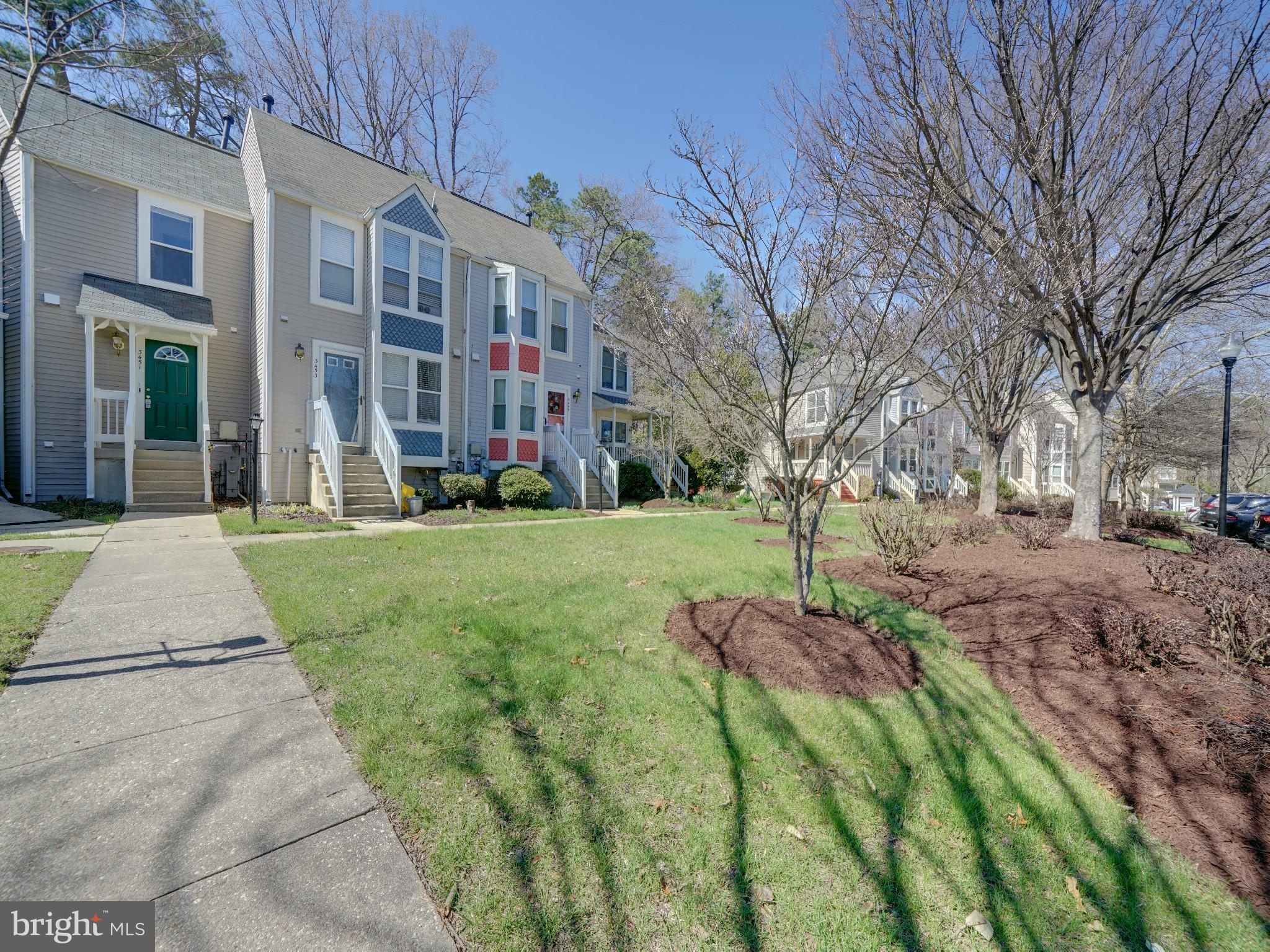 RUSSETT - Residential