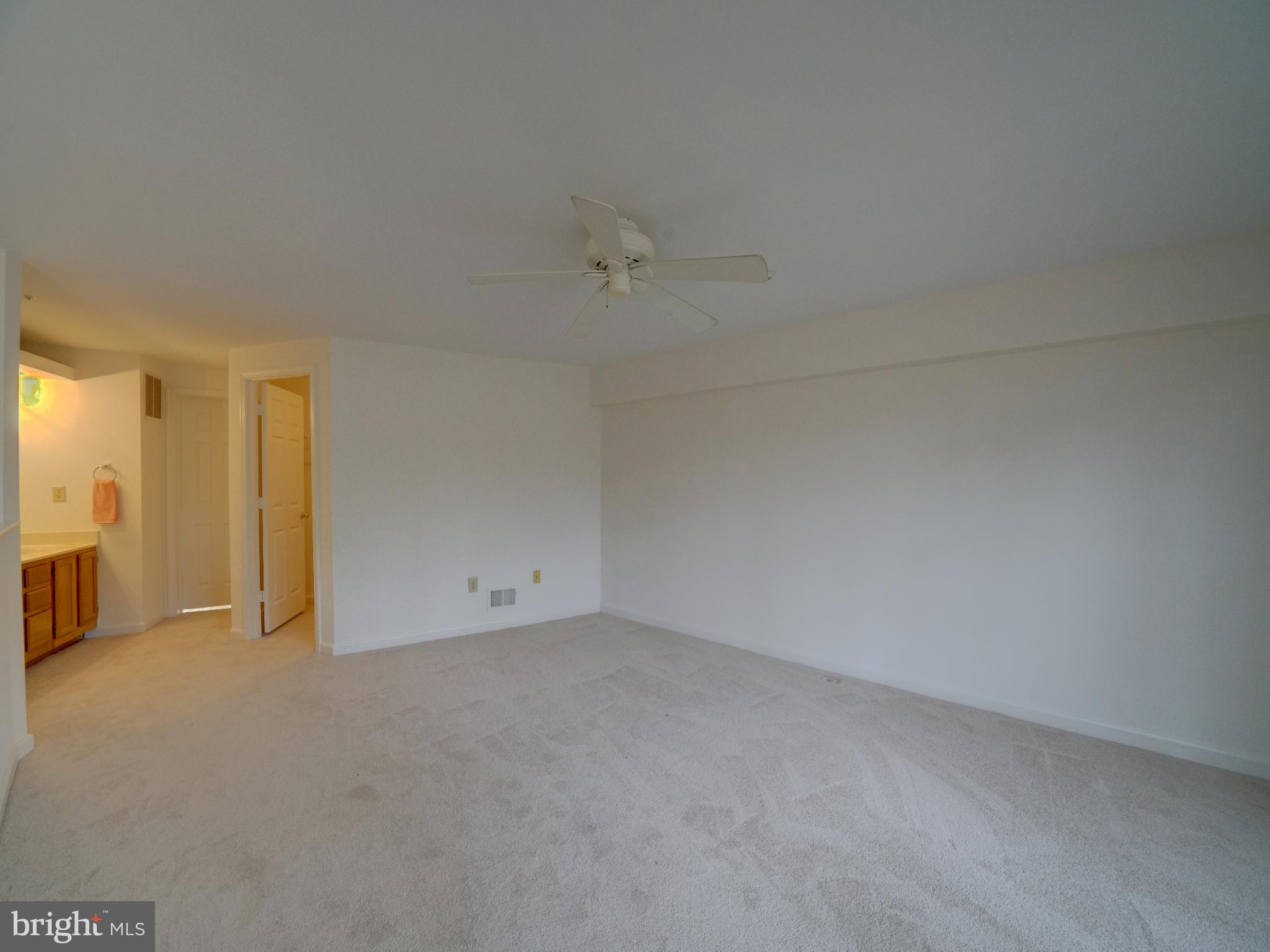 RUSSETT - Residential