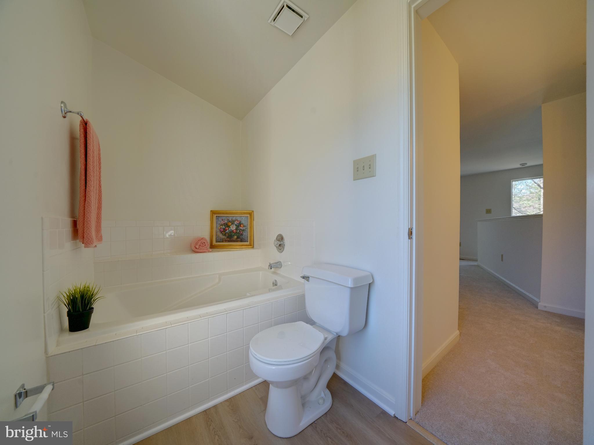 RUSSETT - Residential