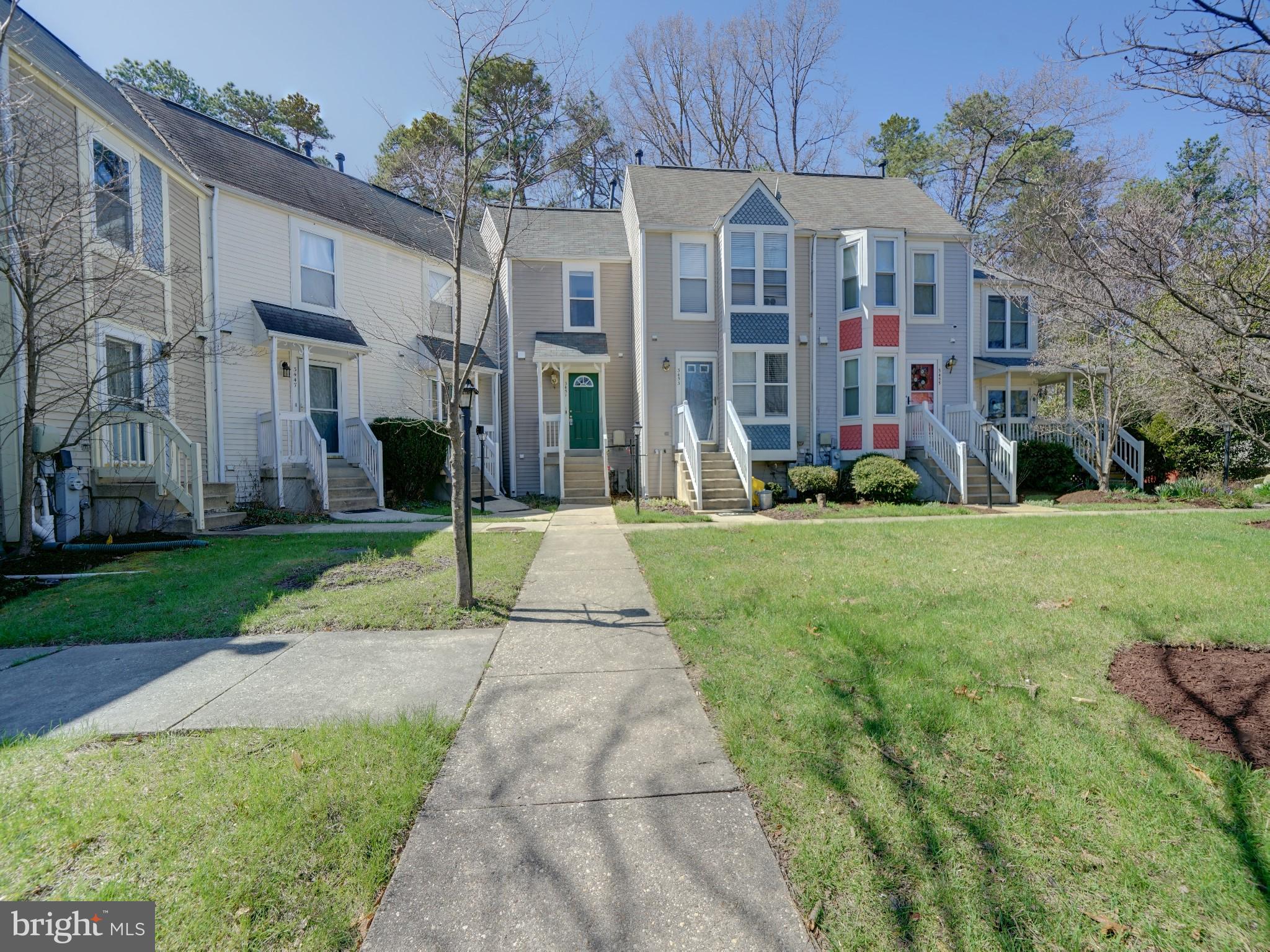 RUSSETT - Residential