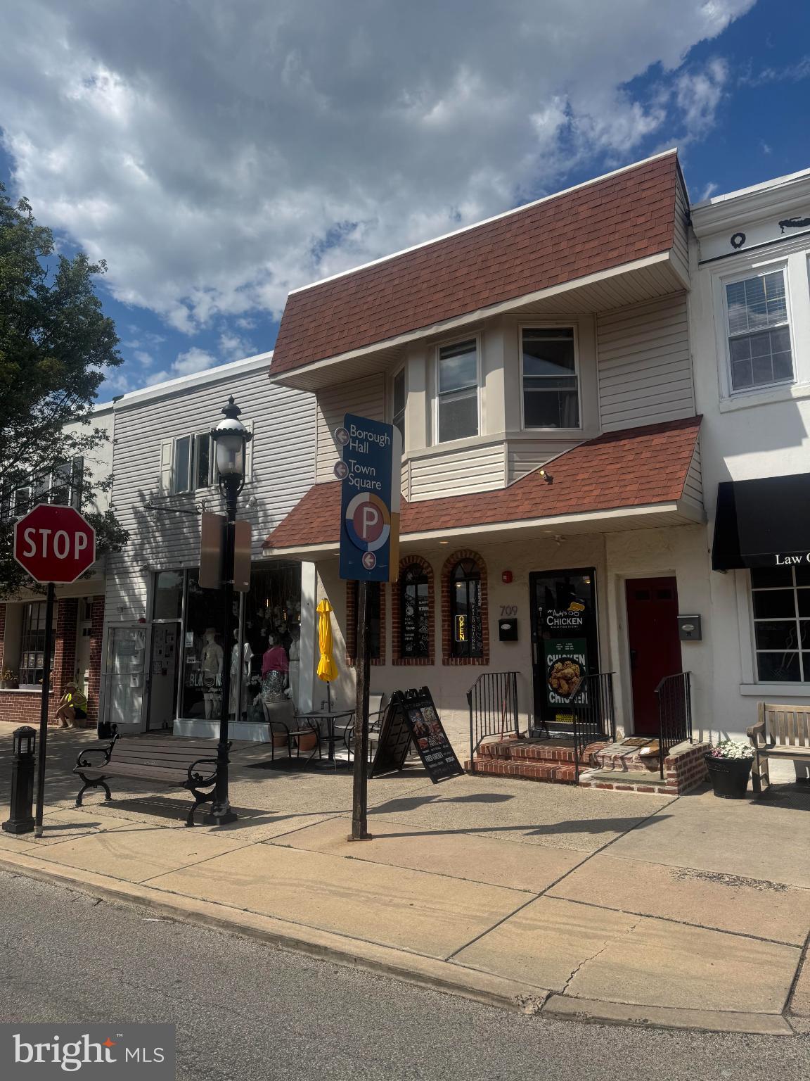 707 WEST AVENUE