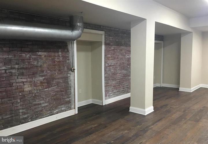 JENKINTOWN - Commercial Sale