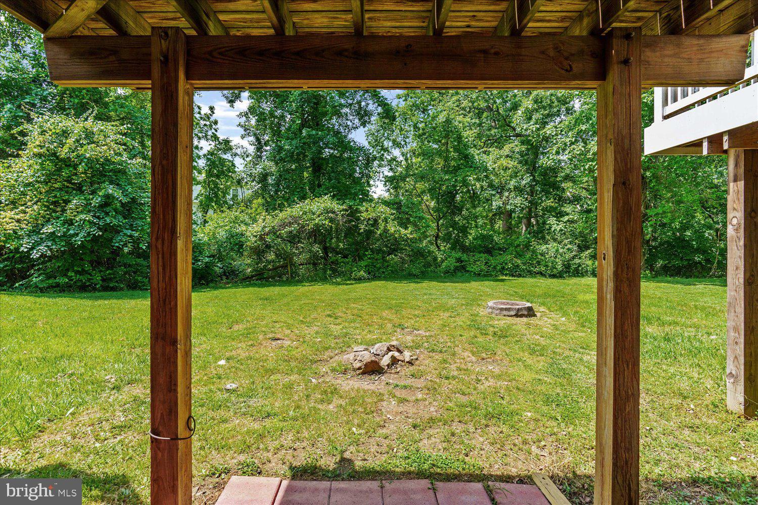 SHEFFIELD GLEN TOWNHOMES - Residential