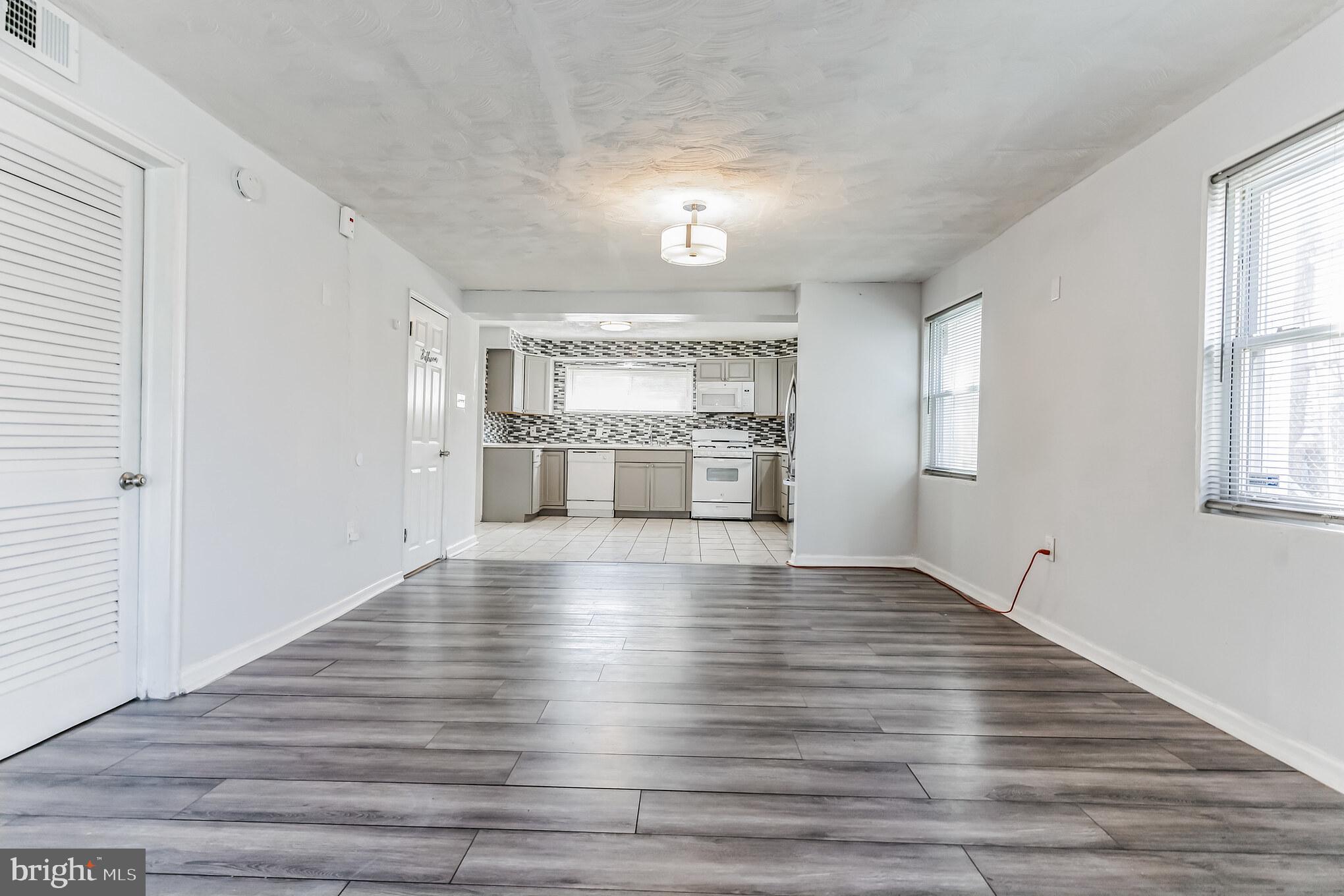 FAIRMOUNT - Residential