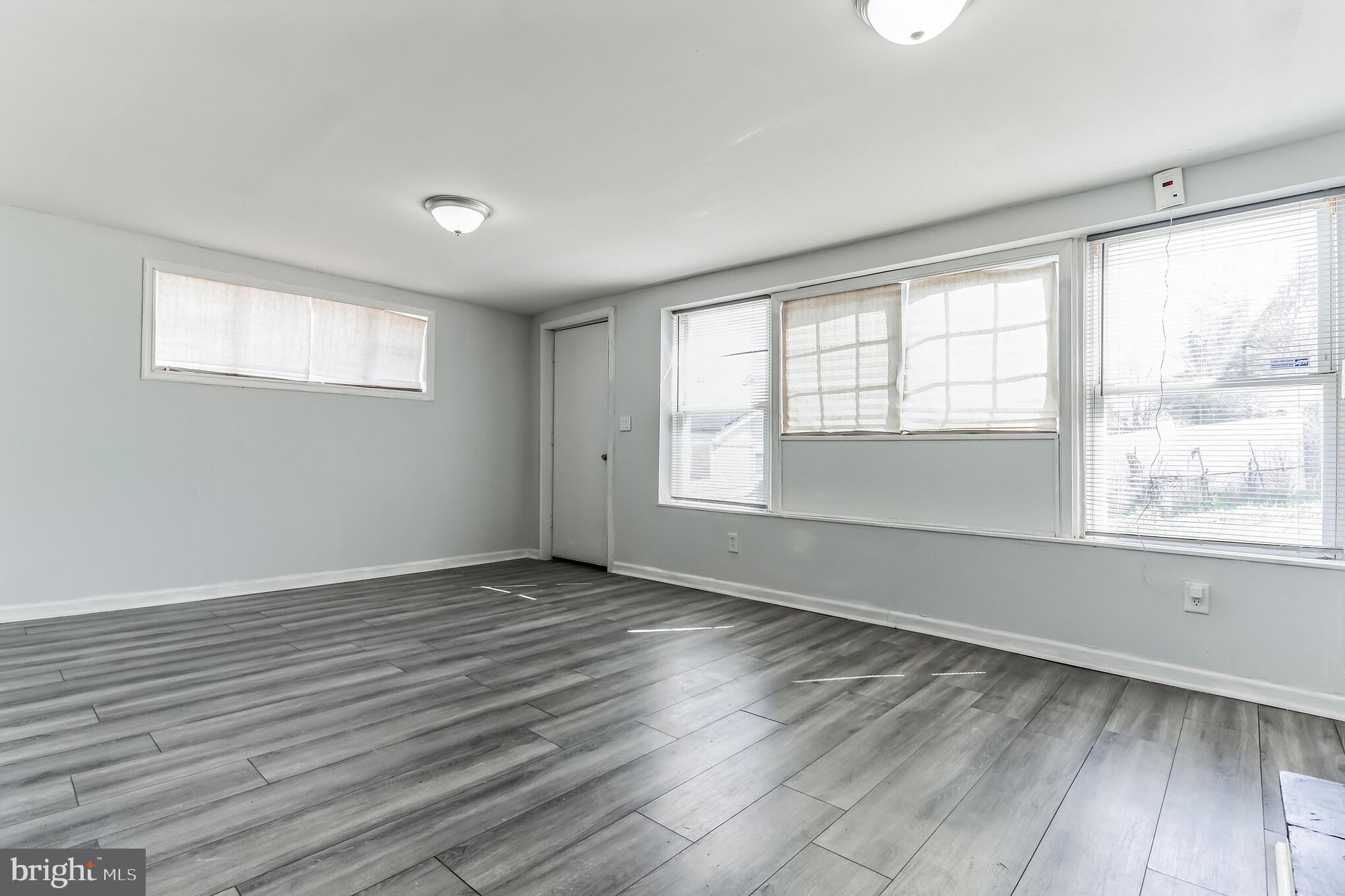 FAIRMOUNT - Residential