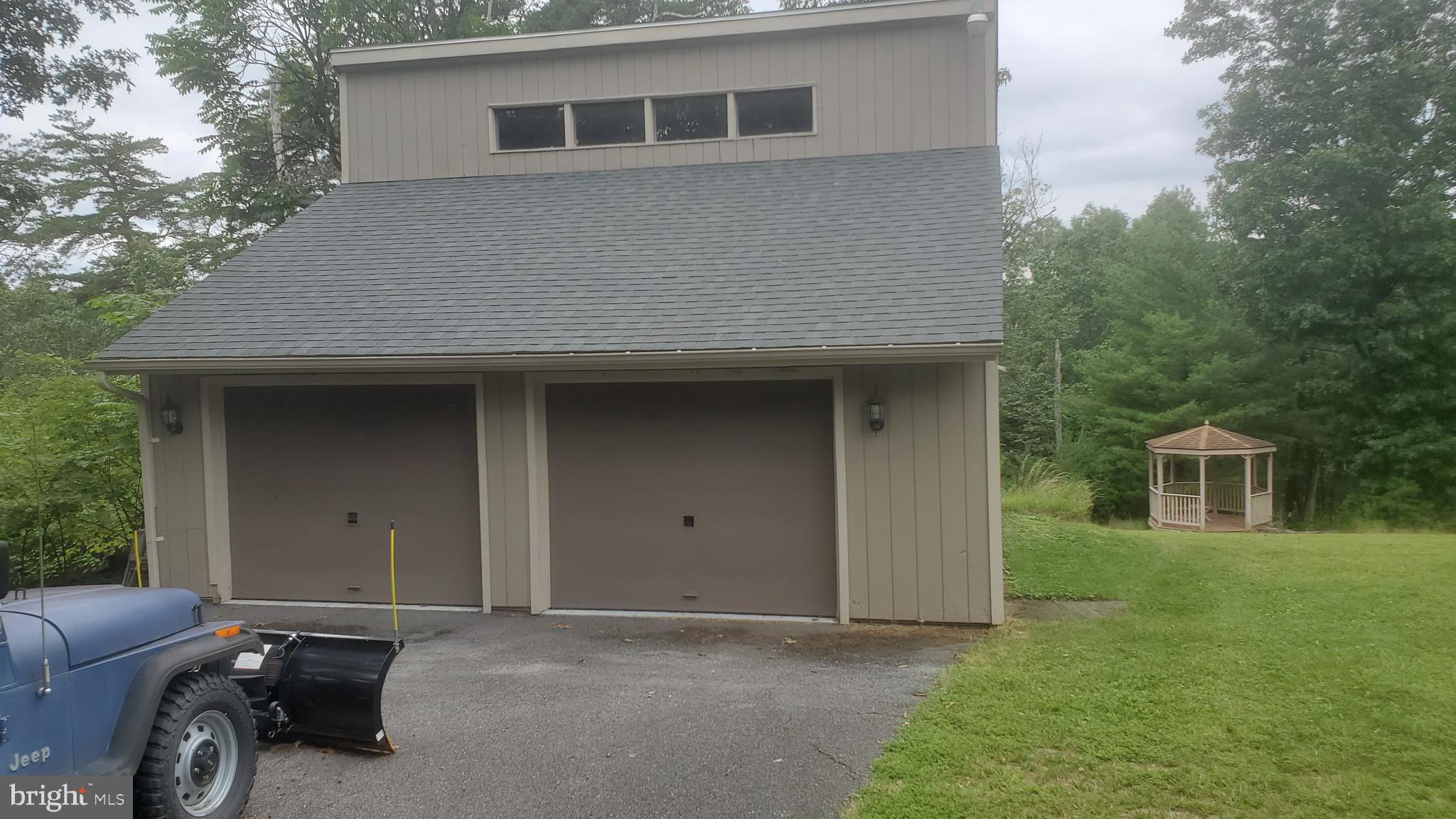 289 WESTVIEW DRIVE