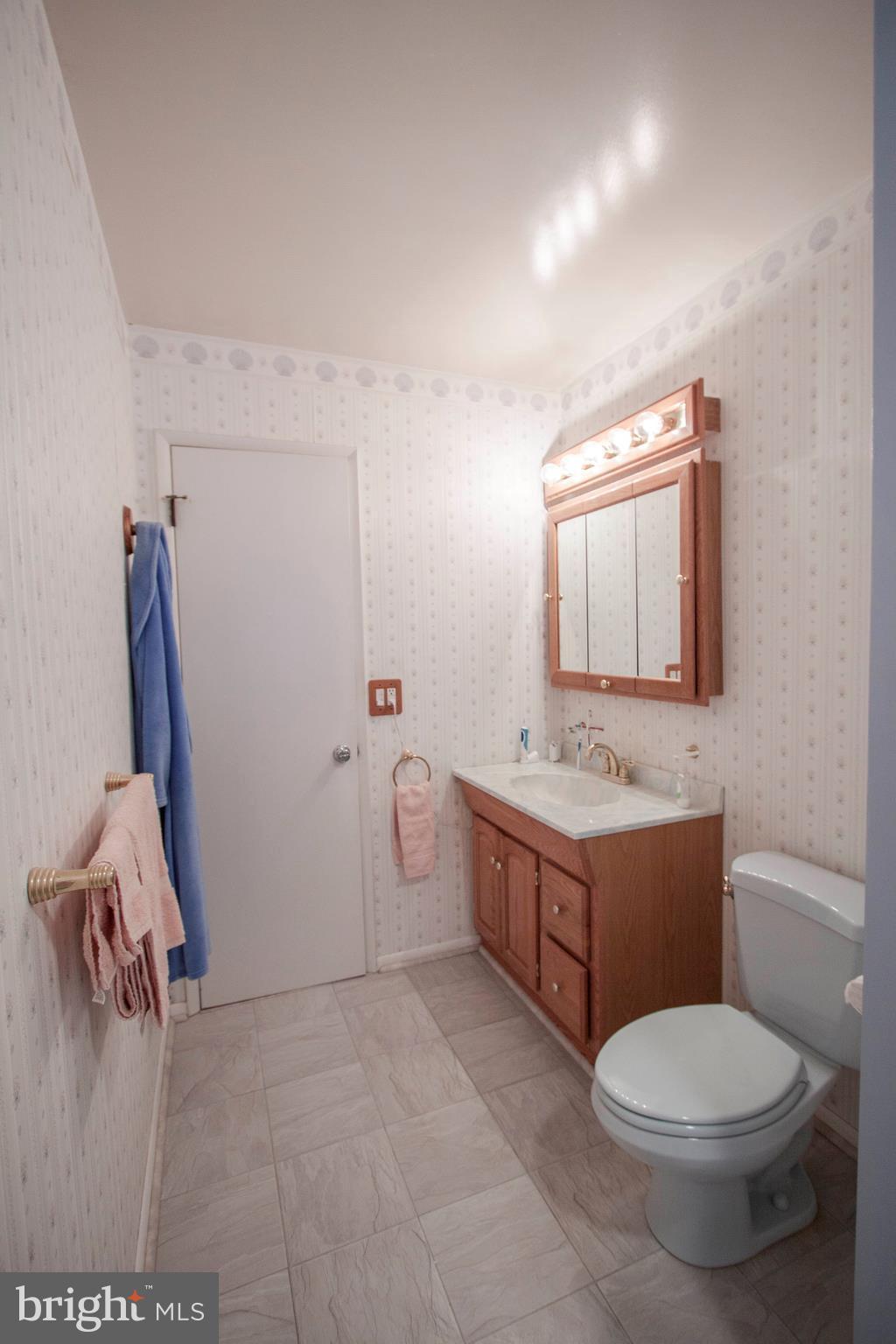 EDGE MEAD - Residential