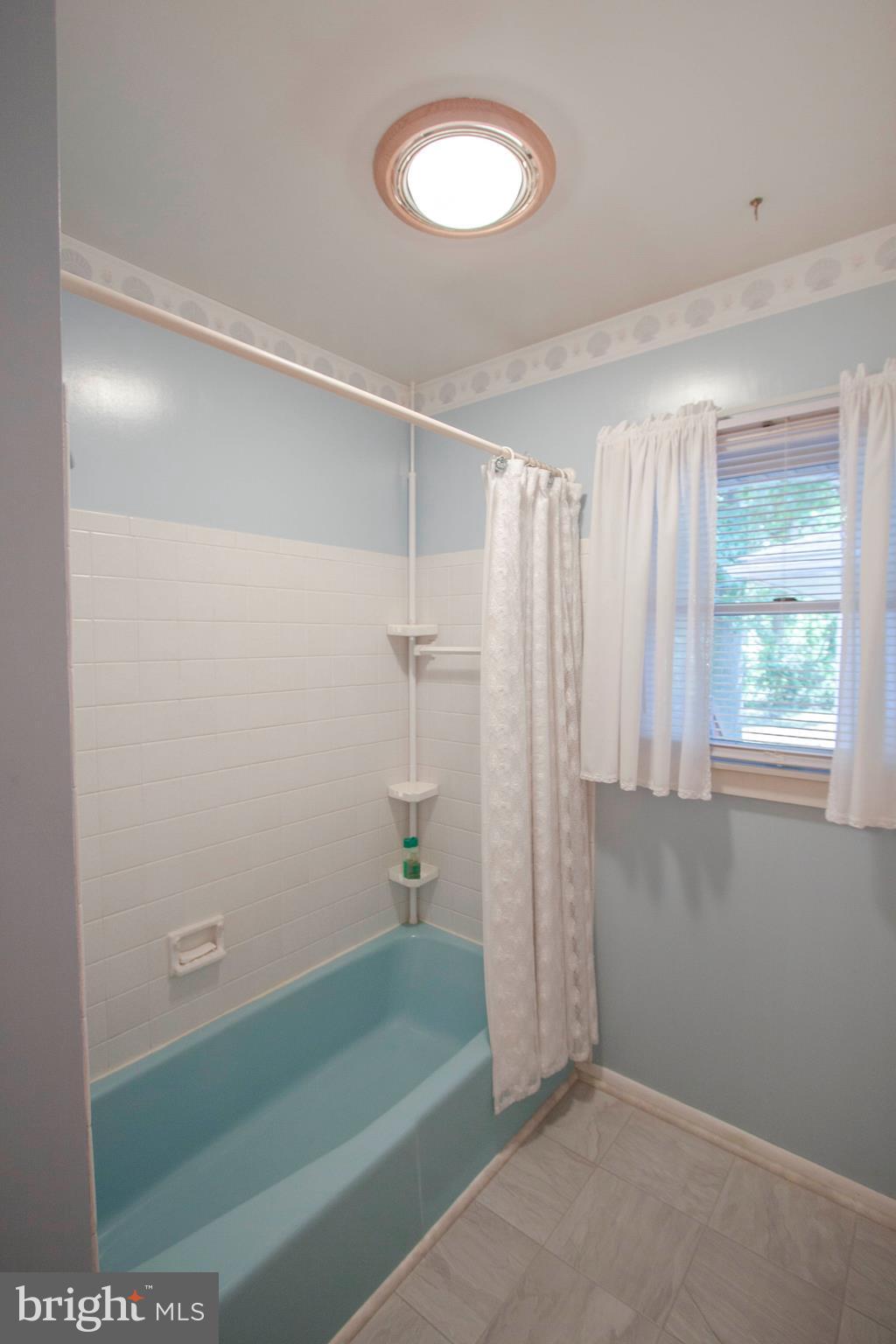 EDGE MEAD - Residential