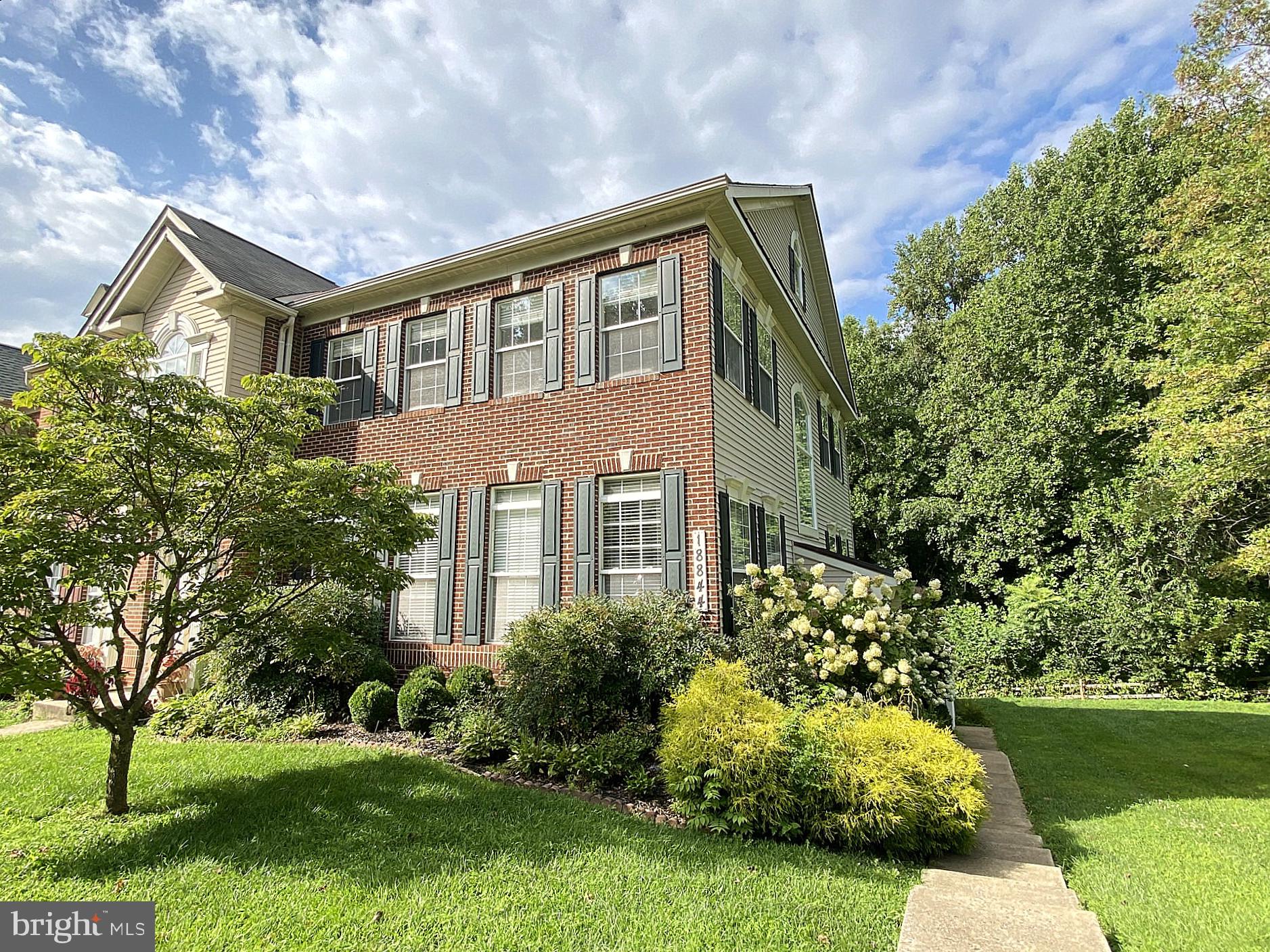 SENECA VIEW ESTATES - Residential