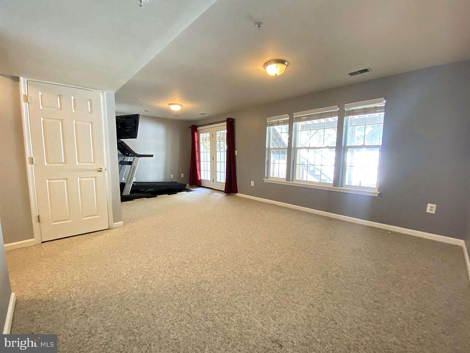 SENECA VIEW ESTATES - Residential