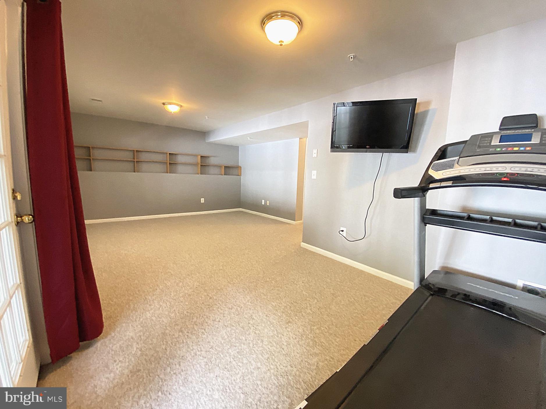 SENECA VIEW ESTATES - Residential