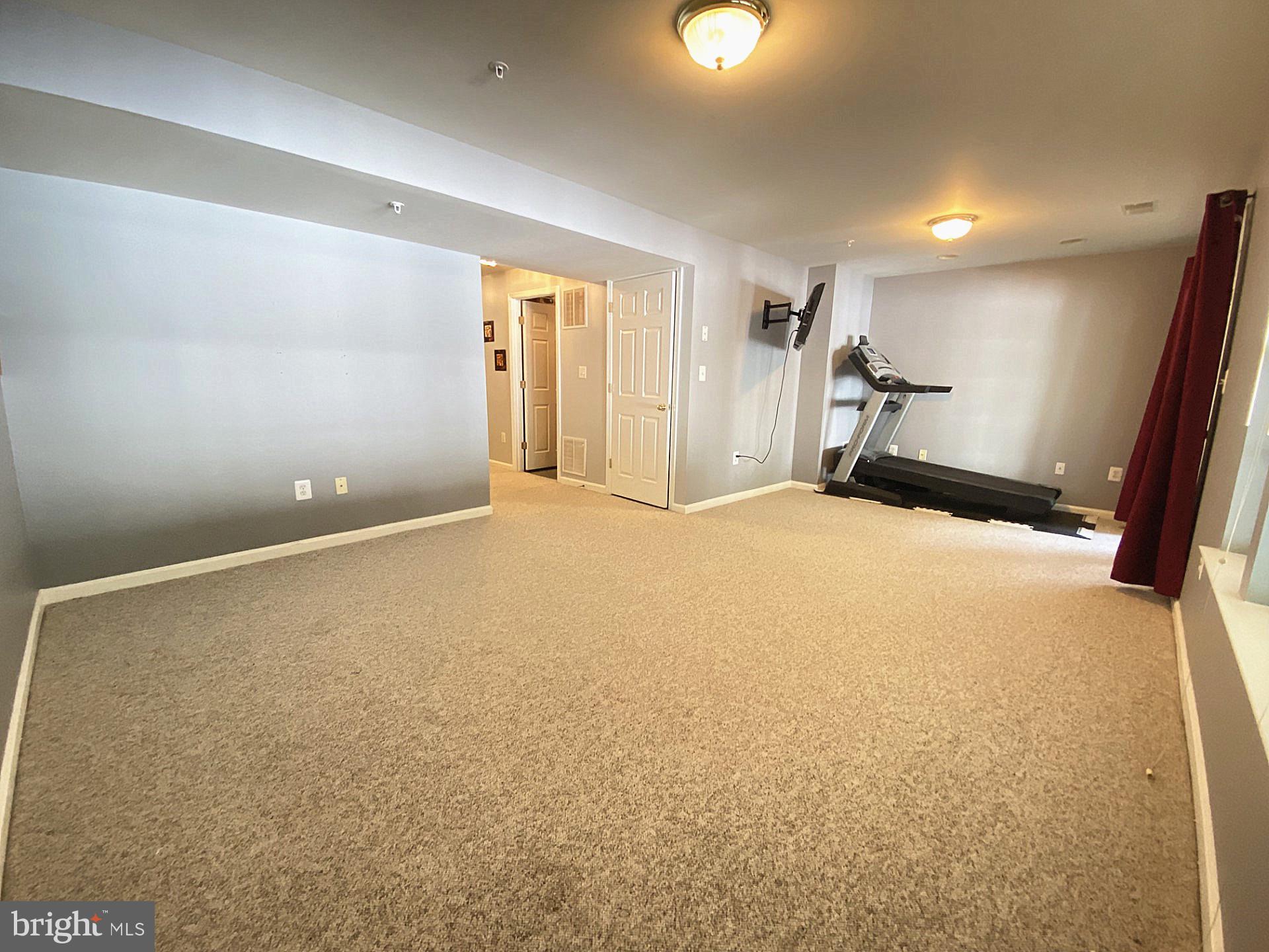 SENECA VIEW ESTATES - Residential