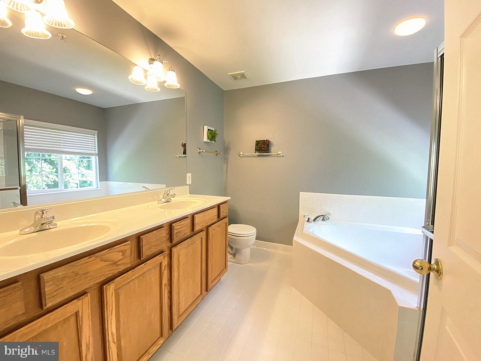 SENECA VIEW ESTATES - Residential