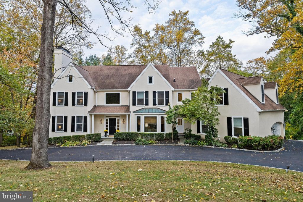 Photo of 484 King Of Prussia Road, WAYNE, PA 19087 (MLS # PADE2102590)