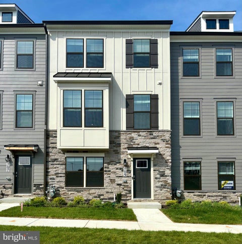 Townhouse For Rent - 709 Compass Way<br/> Frederick County, FREDERICK, MD 21701