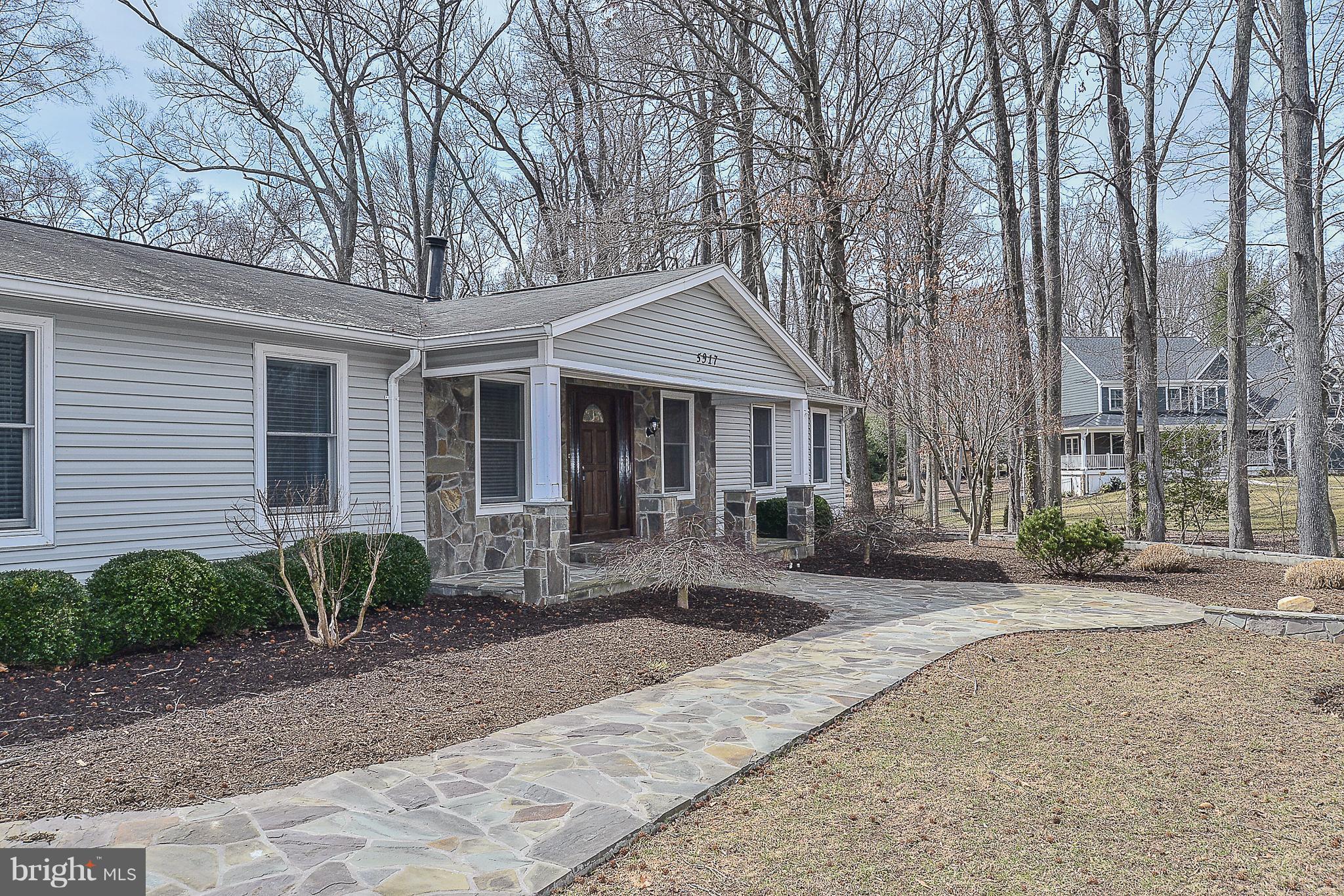 HALLOWING POINT RIVER ESTATES - Residential