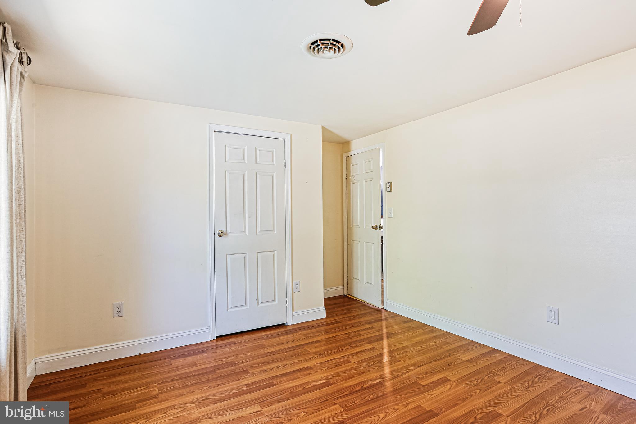 DELAPLAINE MANOR - Residential