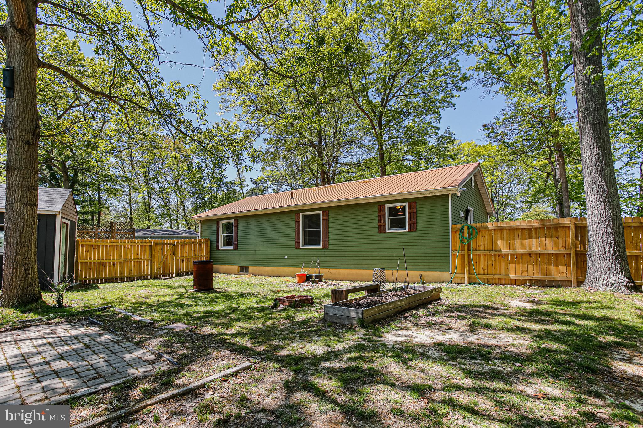 DELAPLAINE MANOR - Residential