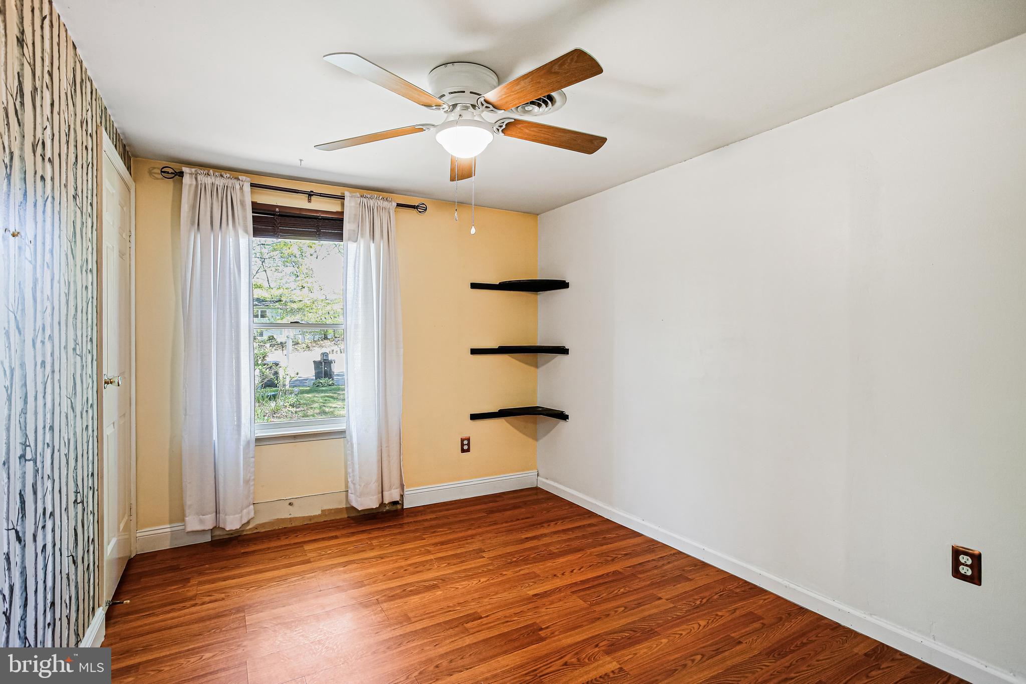 DELAPLAINE MANOR - Residential