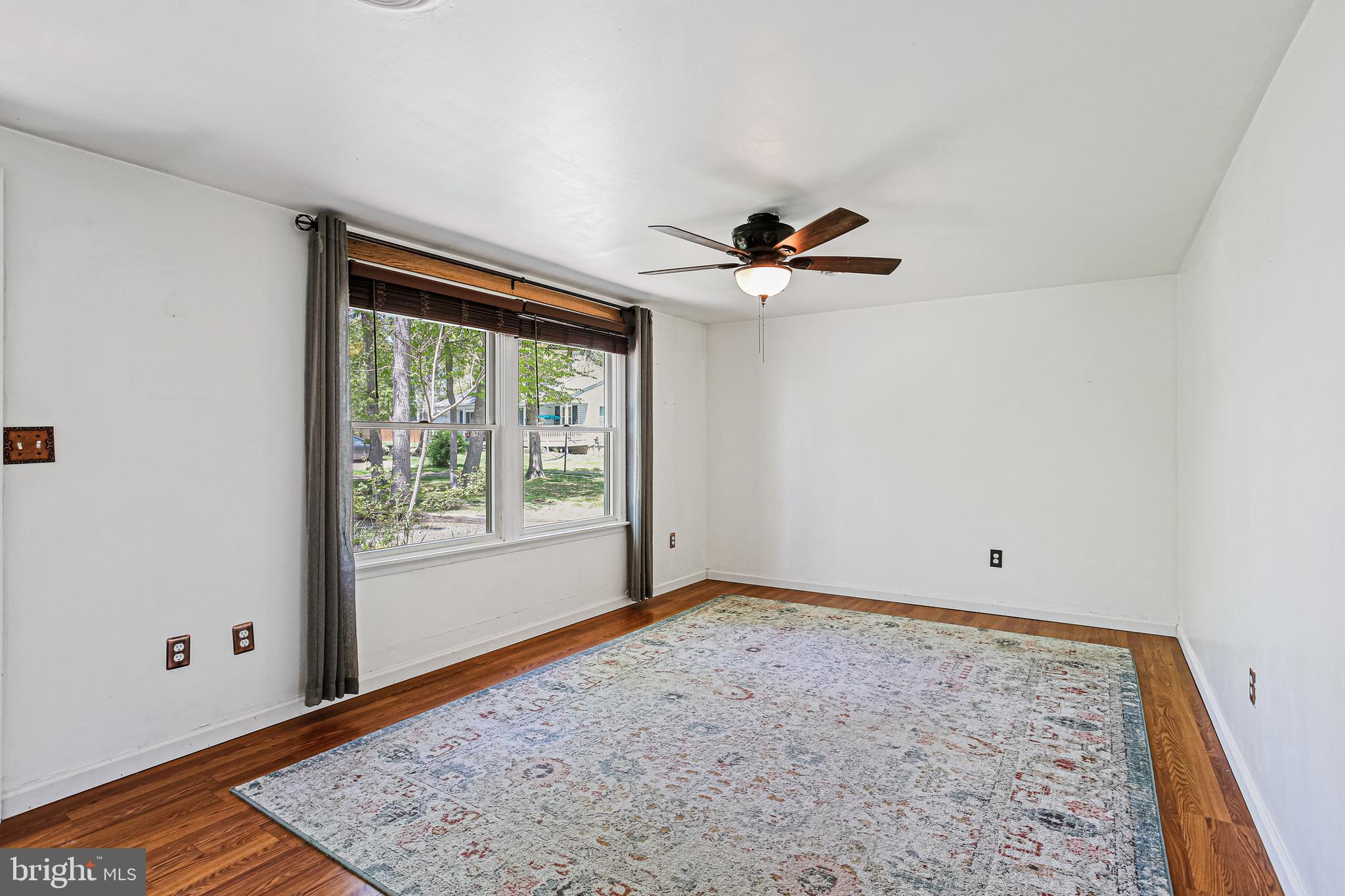 DELAPLAINE MANOR - Residential