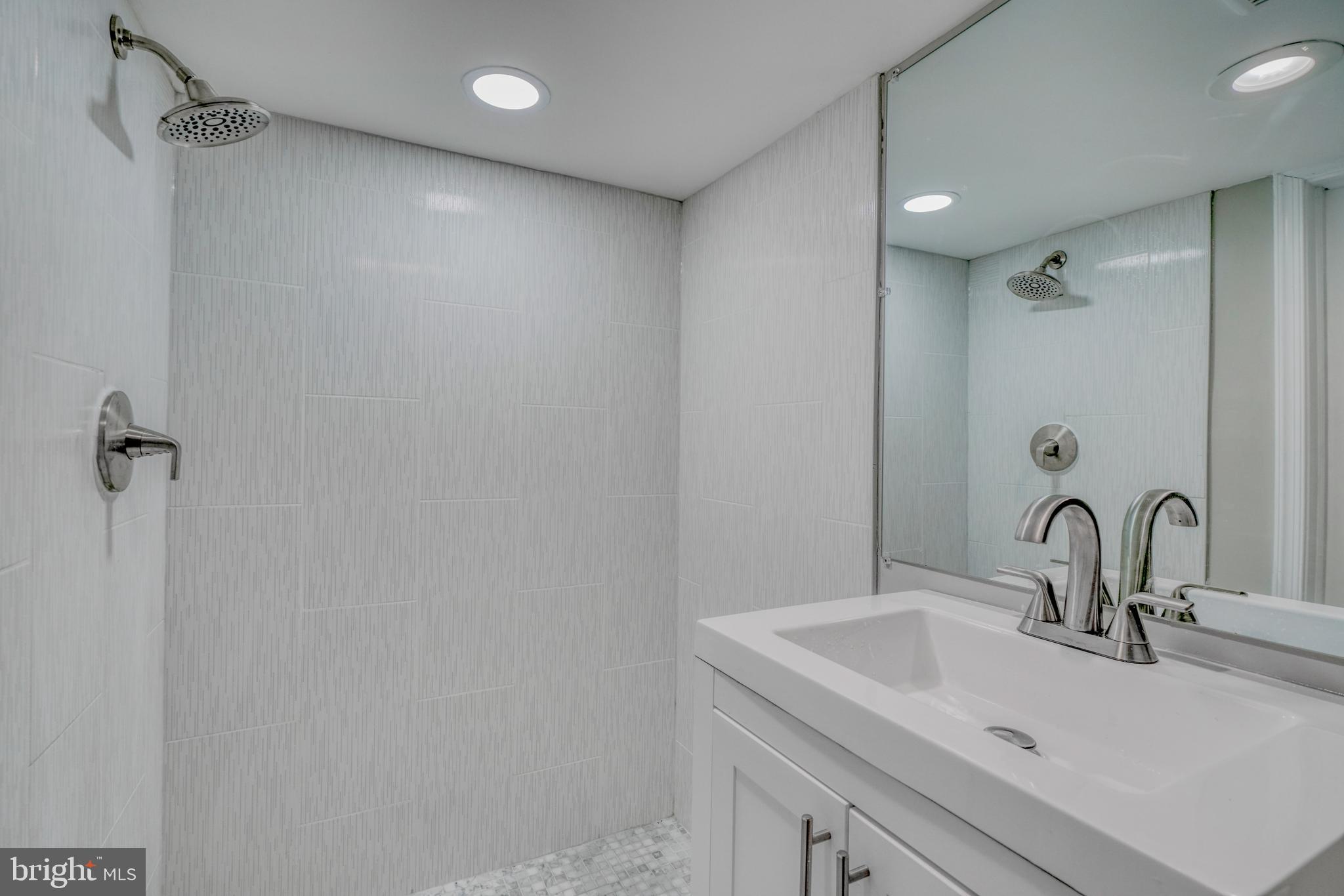 HOWARD PARK - Residential