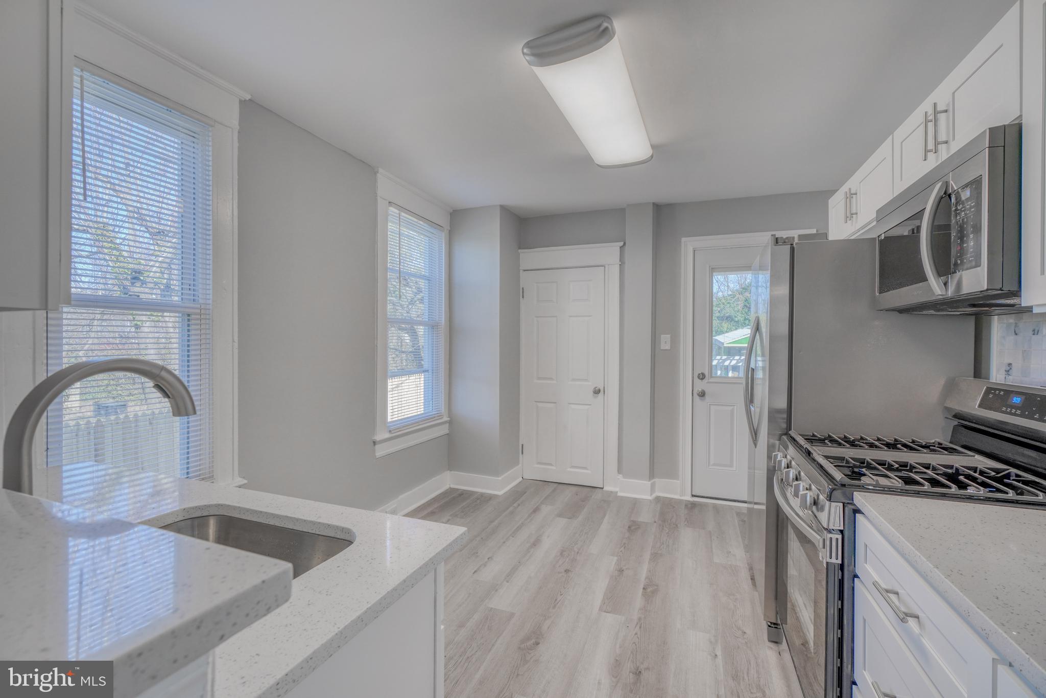 HOWARD PARK - Residential