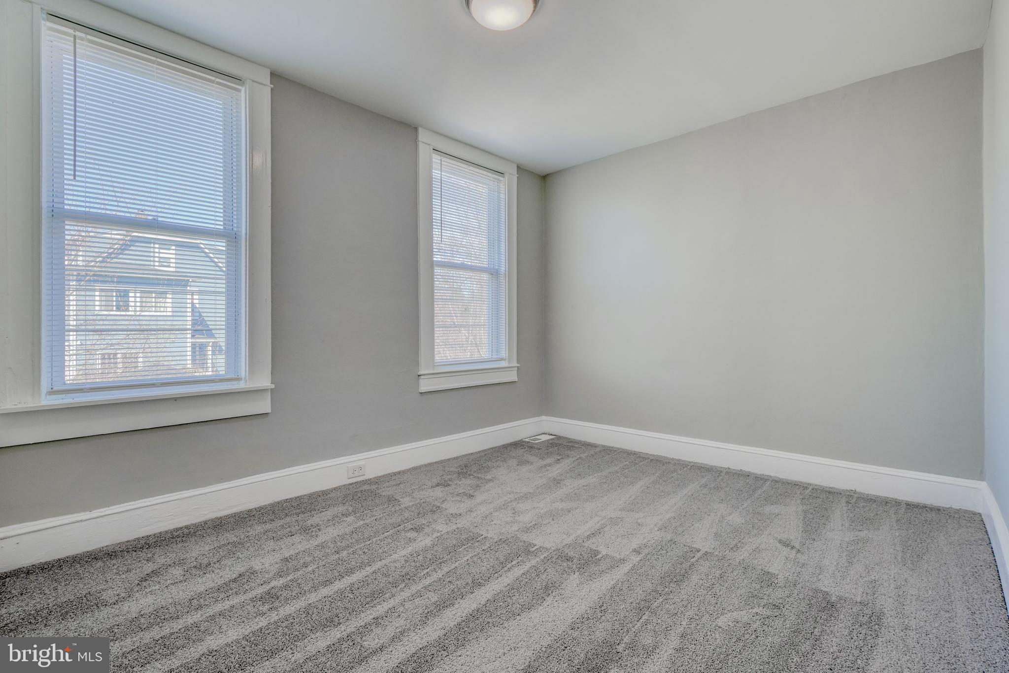 HOWARD PARK - Residential